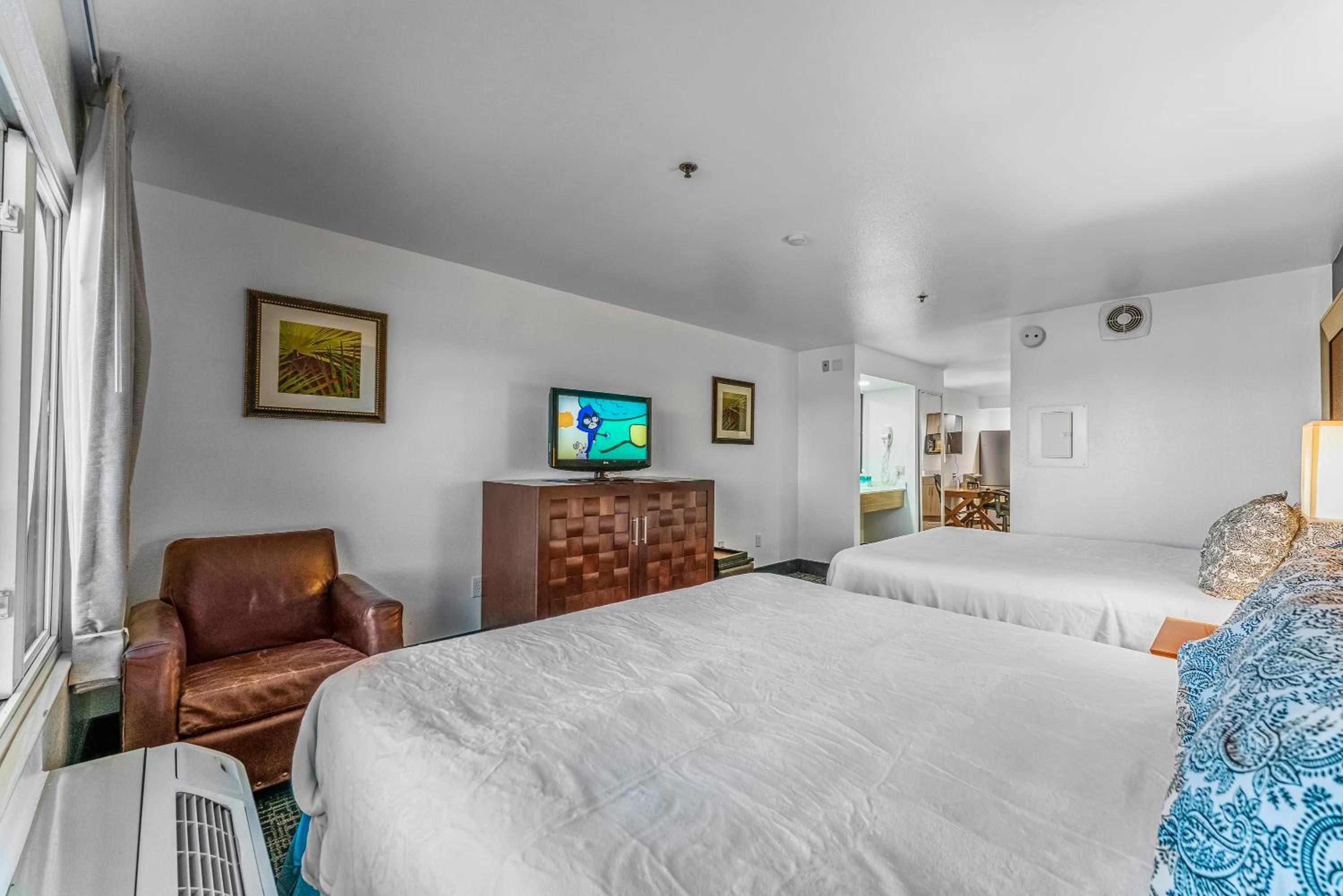 Metro Extended Stay - Tempe - 2 King Beds