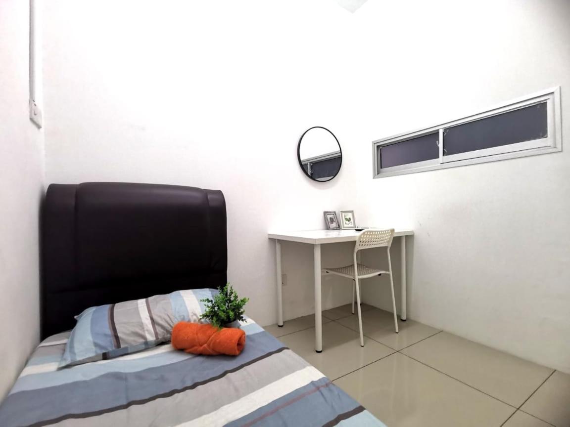 PV21 Setapak, Share House Room Only