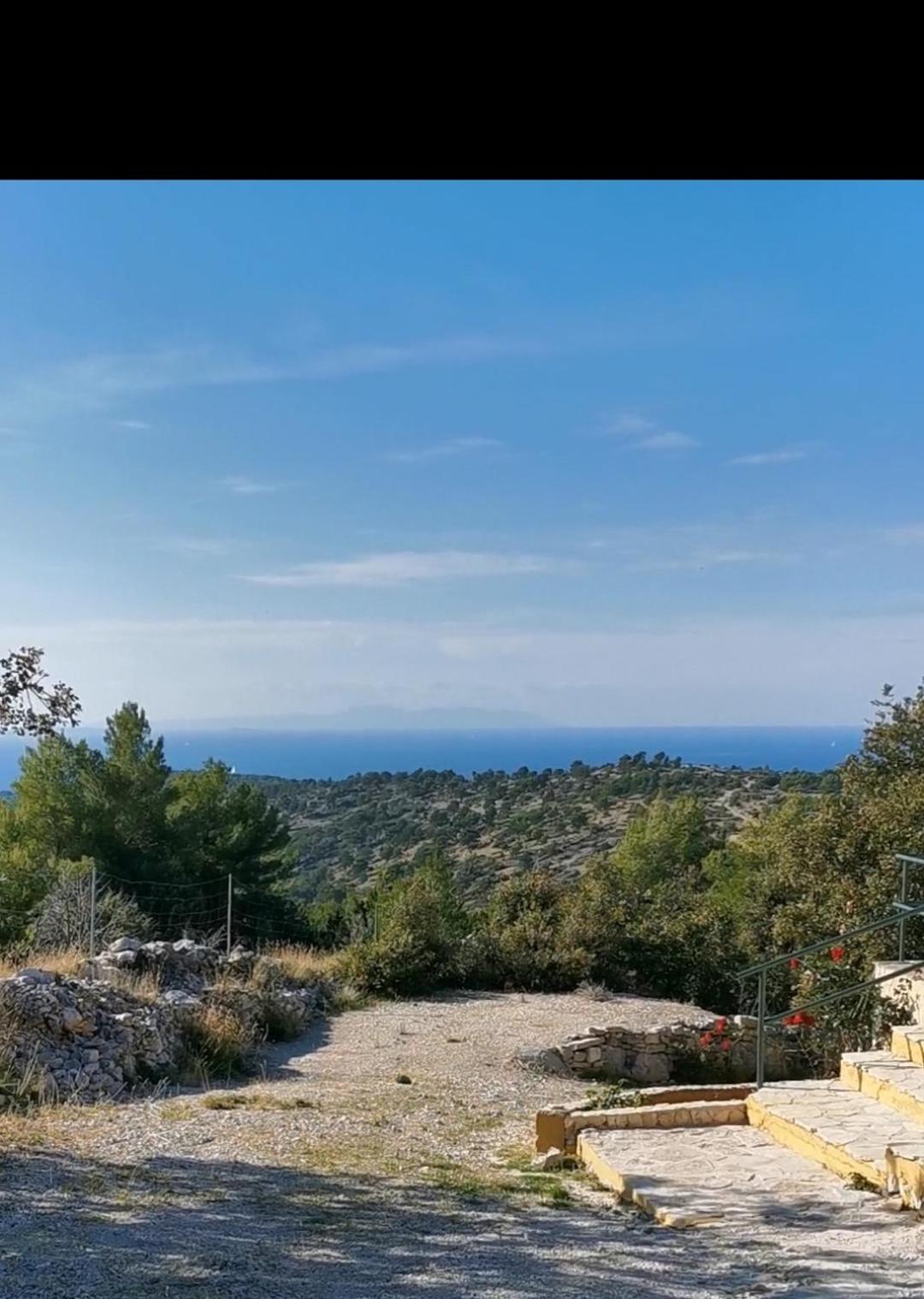 Villa Aura