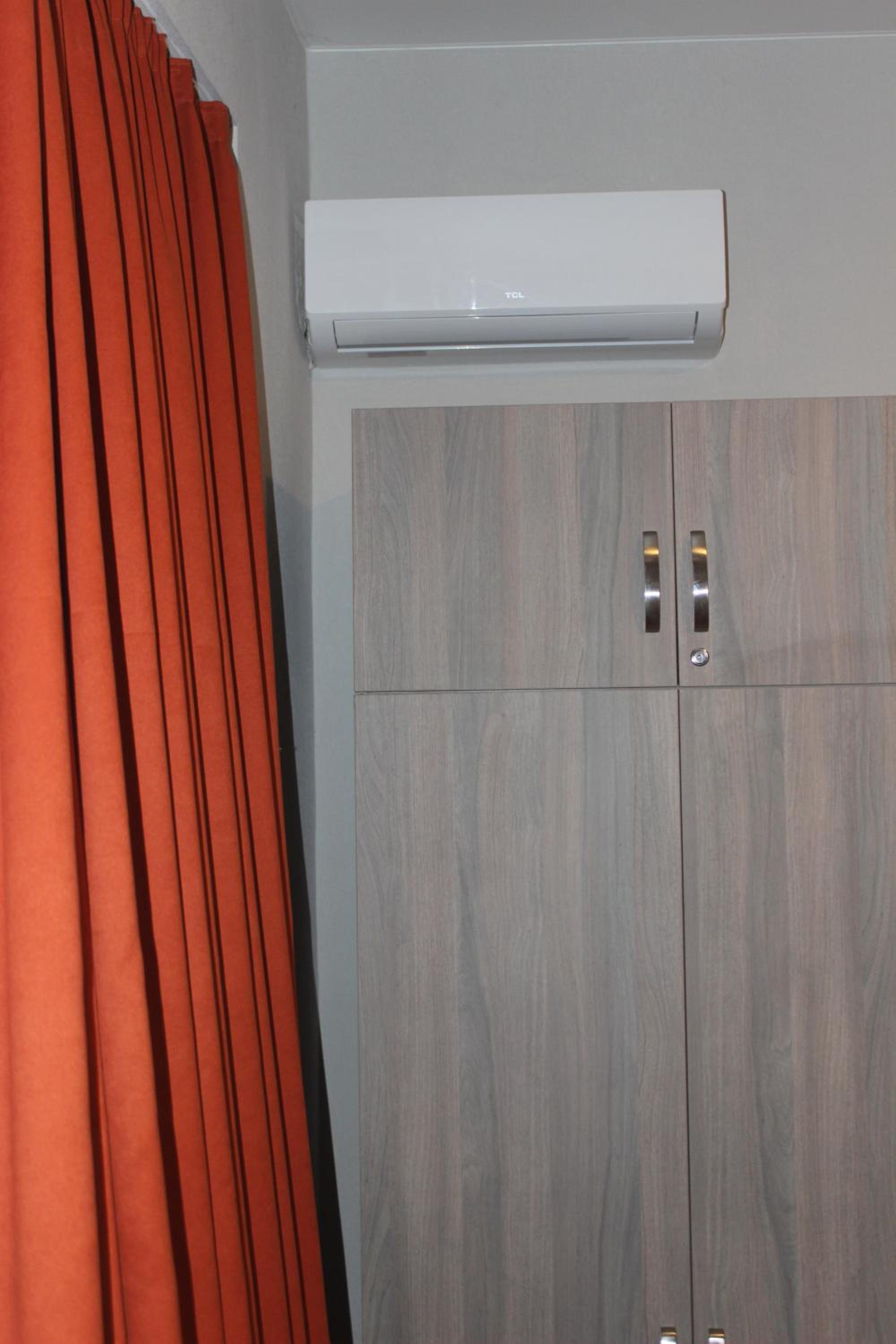 Small Cozy Flat view 5