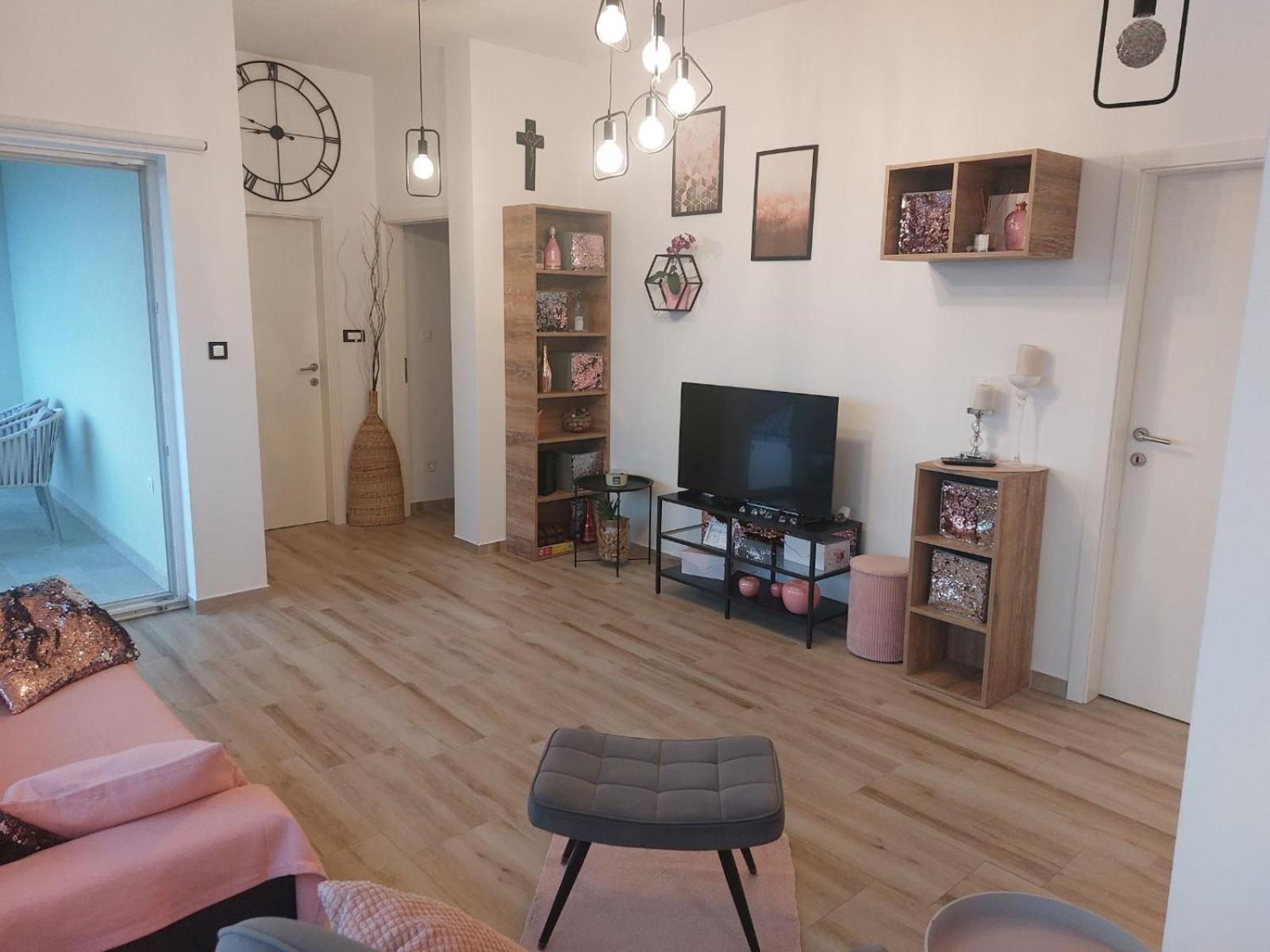Apartment Mia 2 view 2