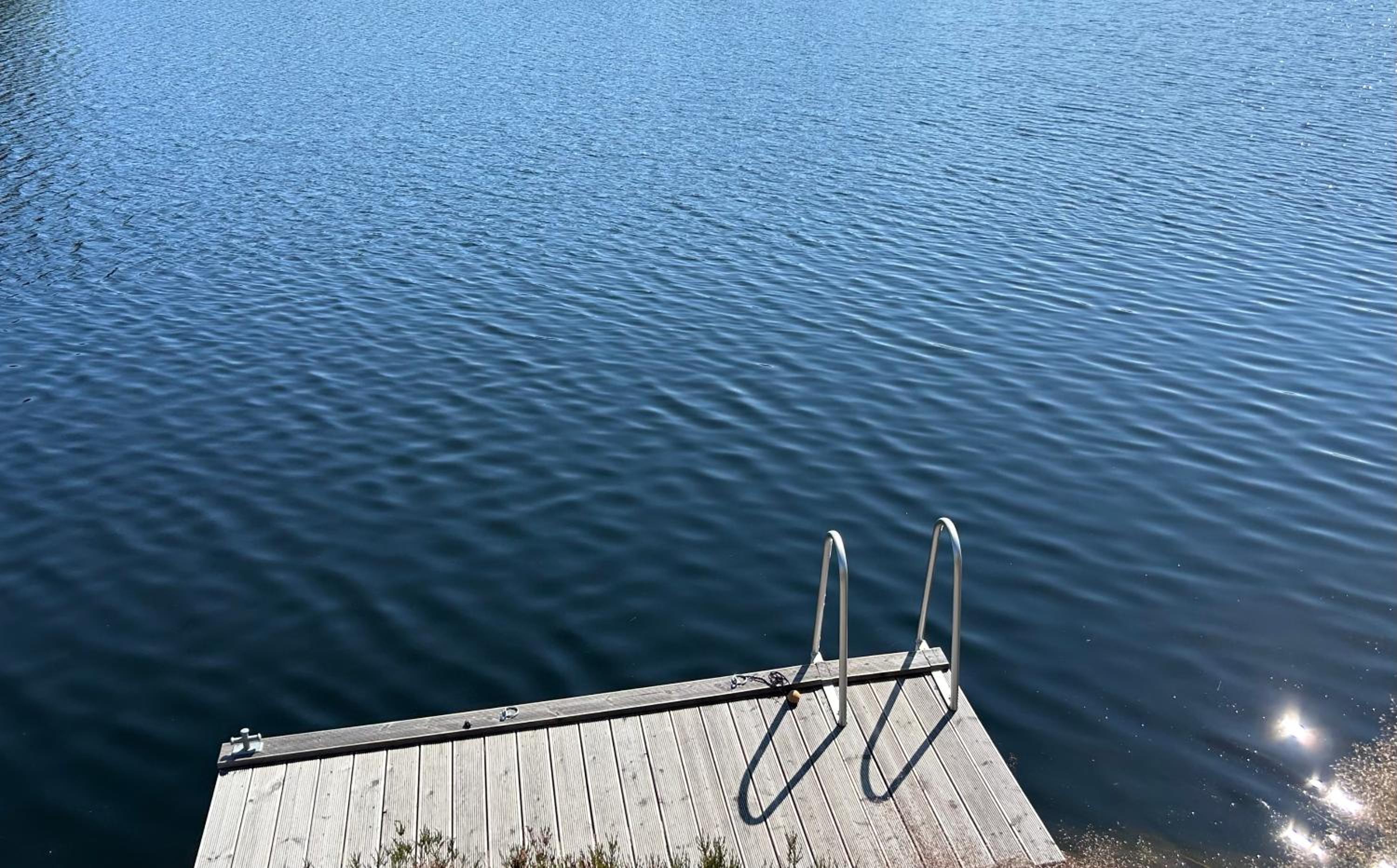 Lyseren waterfront cabin view 3