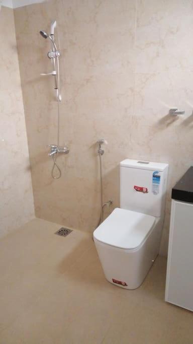 Luxury 2BR Apartment in Ratmalana