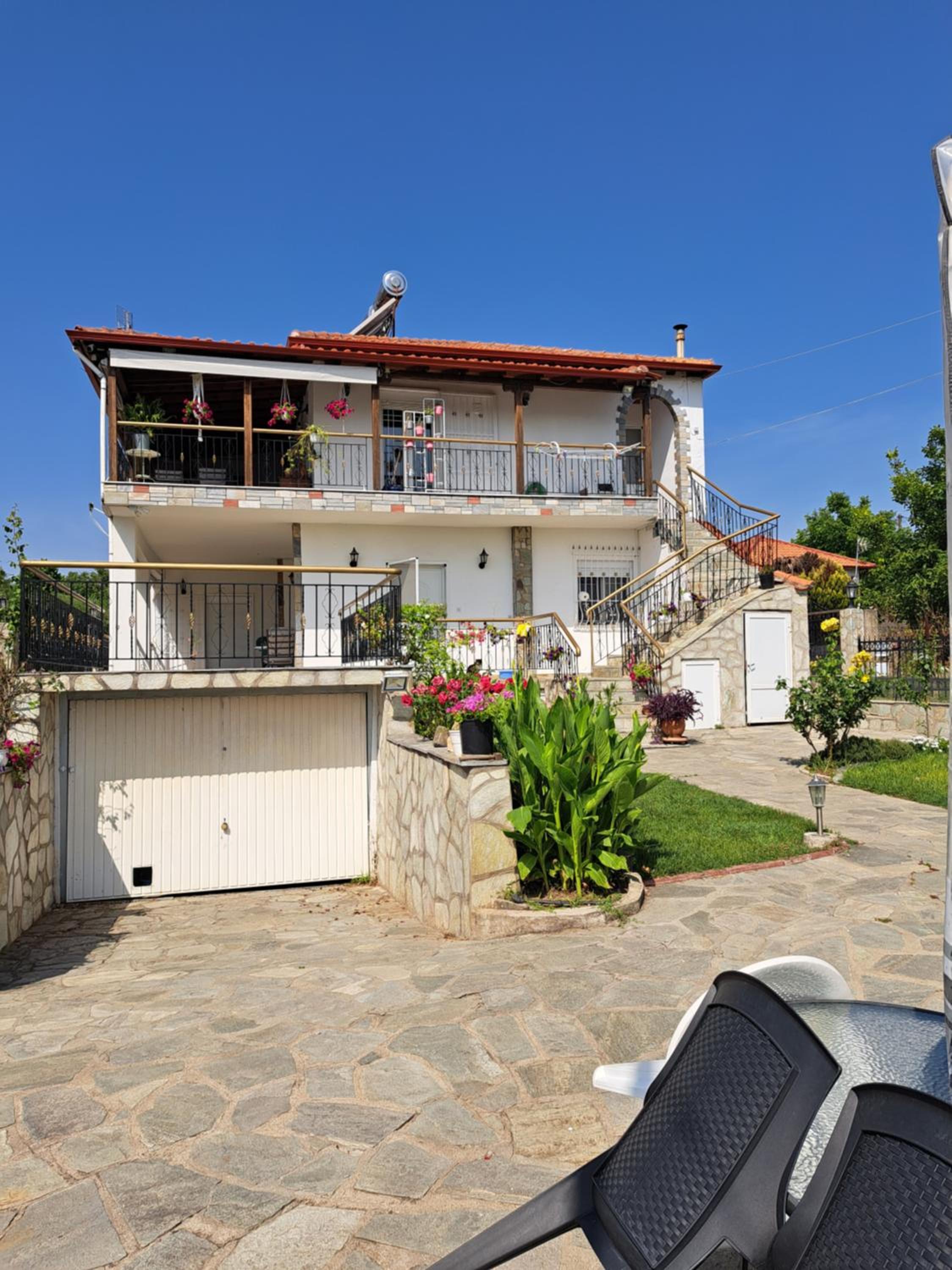 Alexanders House