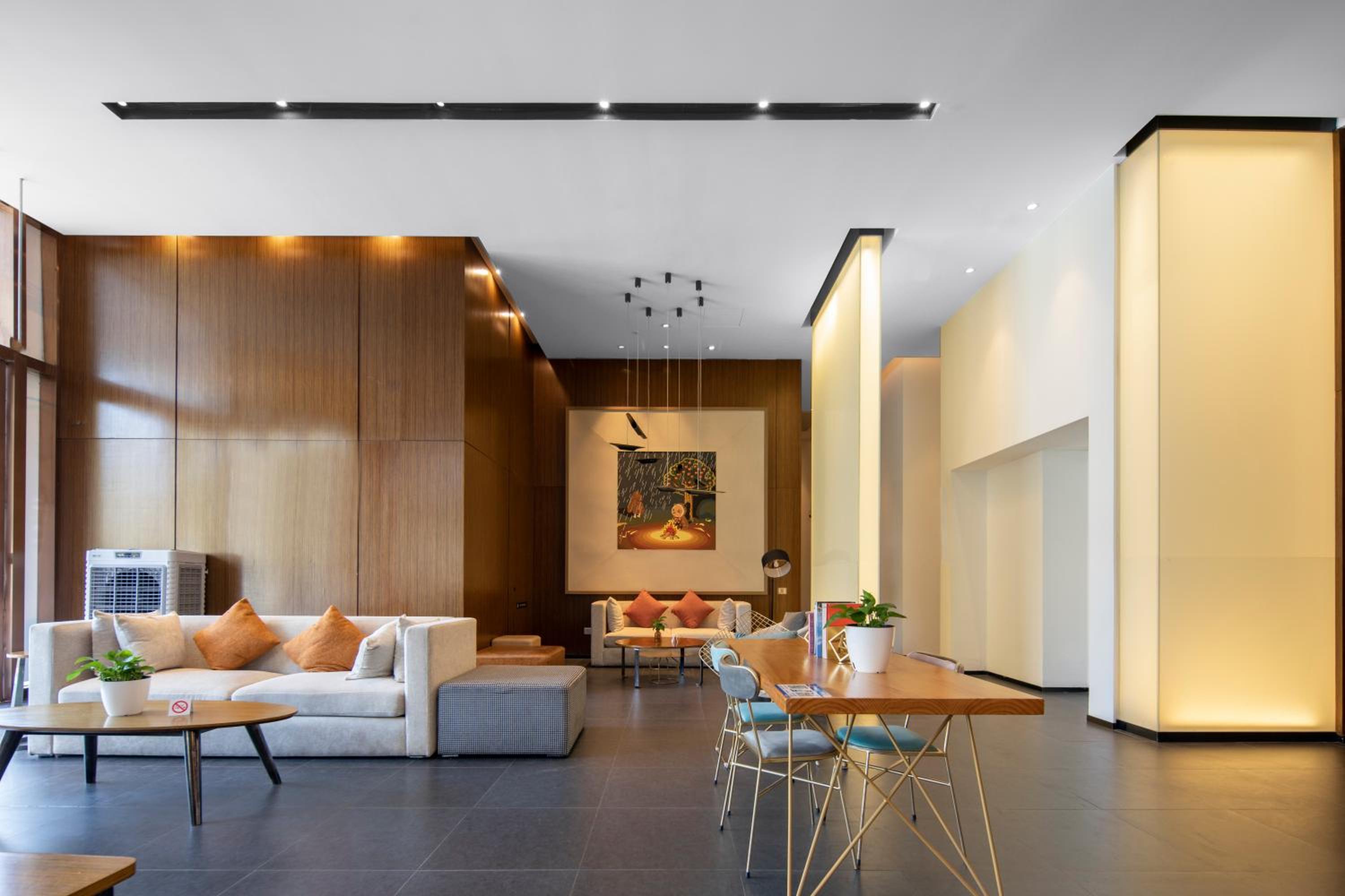 Minimax Hotel Shanghai Songjiang