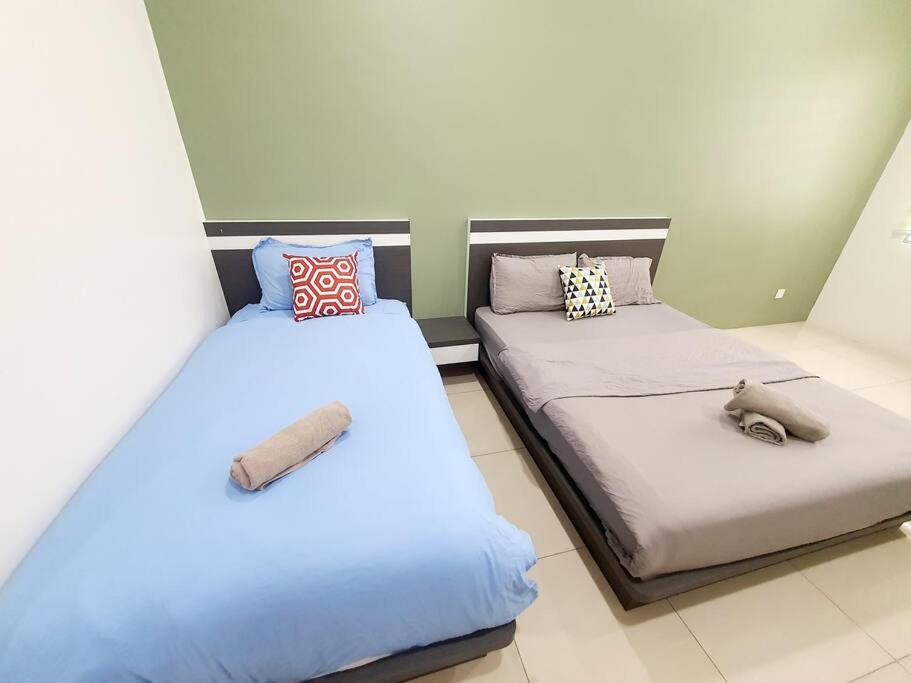 MODERN STYLISH 2STOREY HOUSE 8PAX@ALMA NEAR JUSCO photo 7