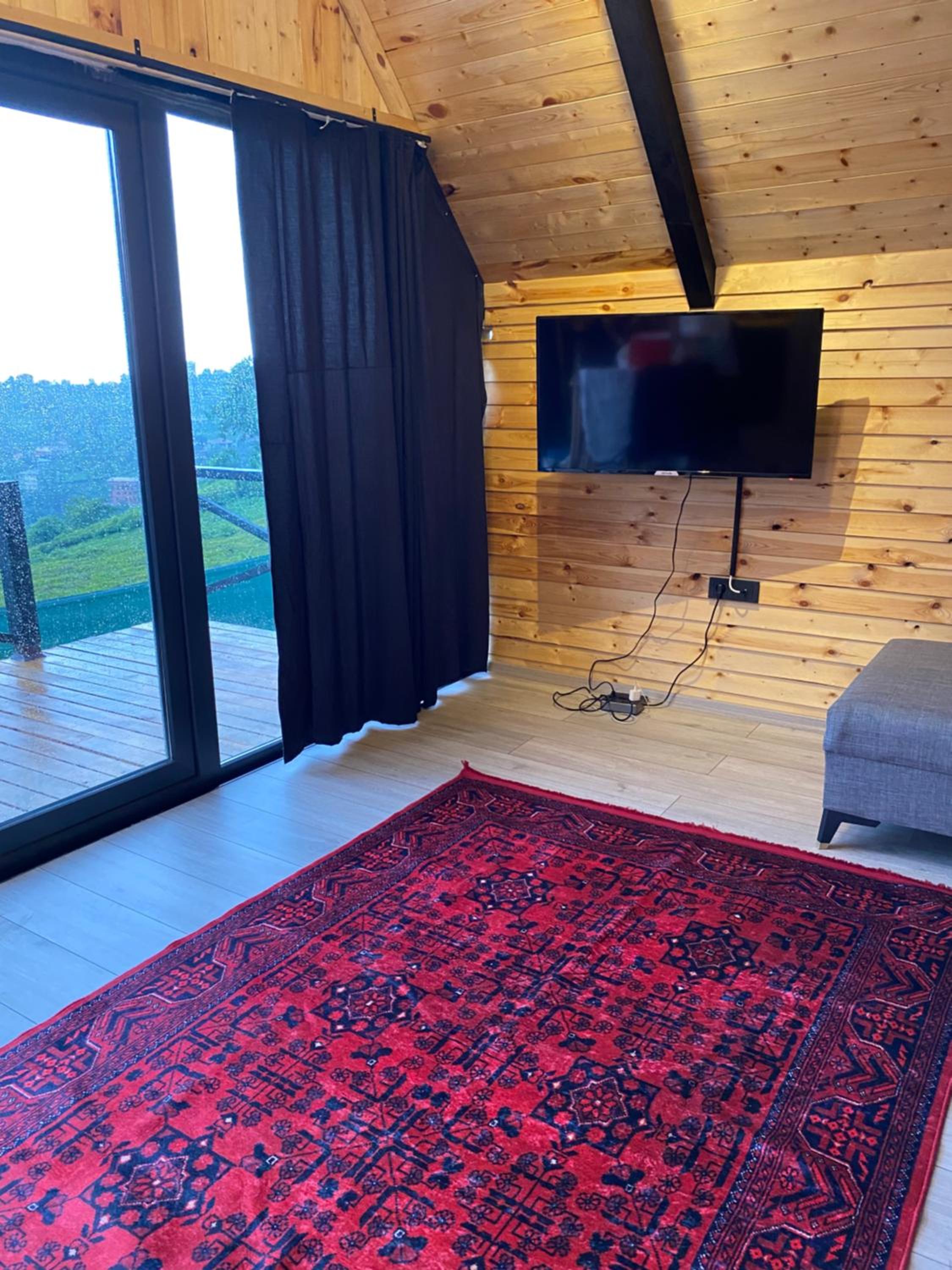 Retro Pileki Bungalov