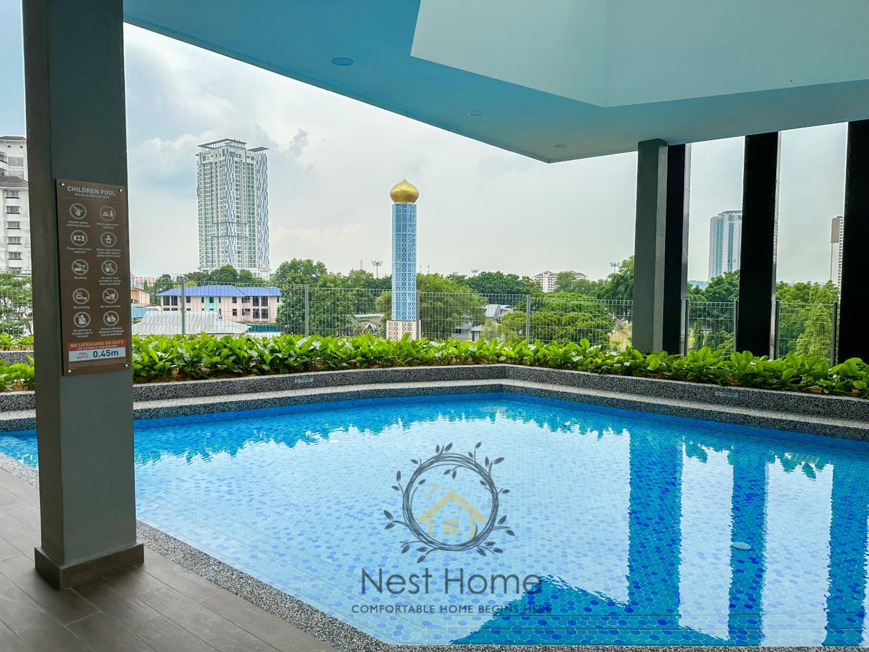 Twin Tower Residence by Nest Home【5 mins walk to CIQ】