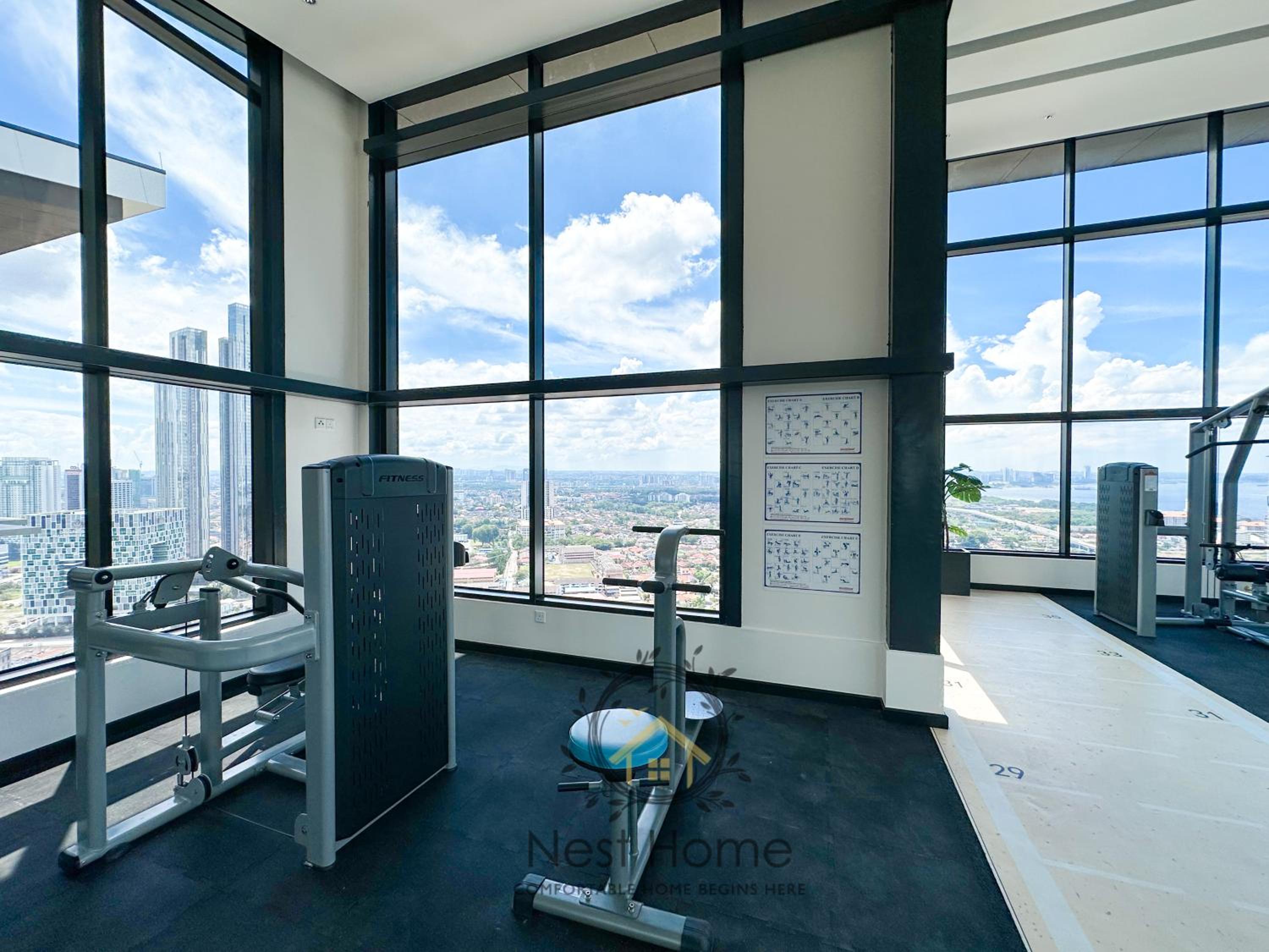 Twin Tower Residence by Nest Home【5 mins walk to CIQ】
