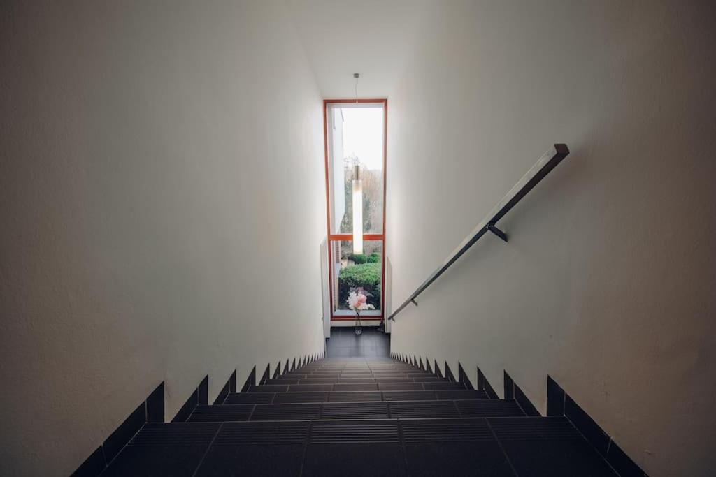 Design Architect Villa with 2 Apartments