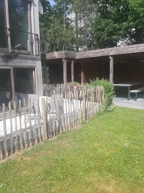 Woning gelegen in rustige bosrijke omgeving