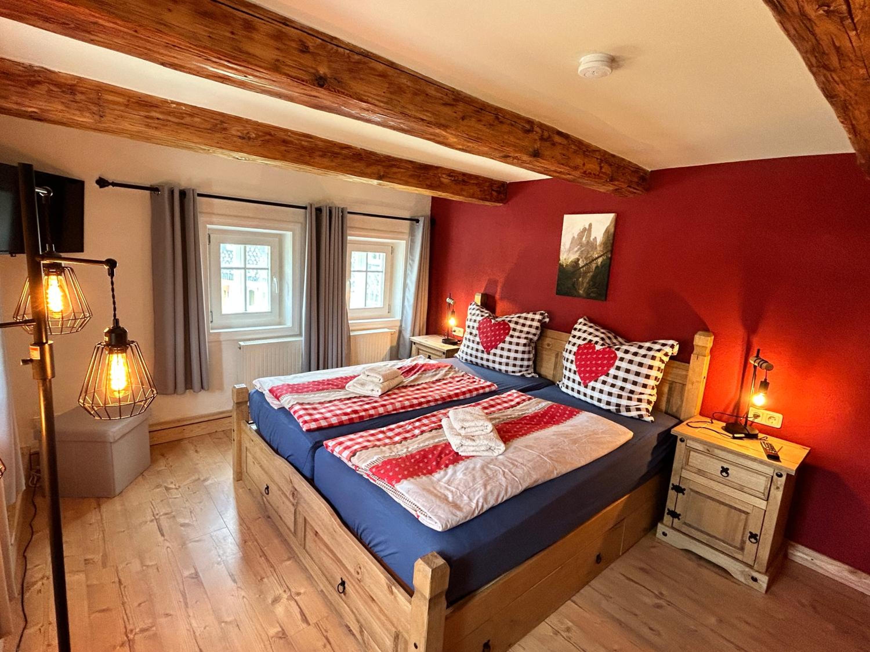 Fewo Frushi mit Sauna & saisonalem Whirlpool im Zittauer Gebirge