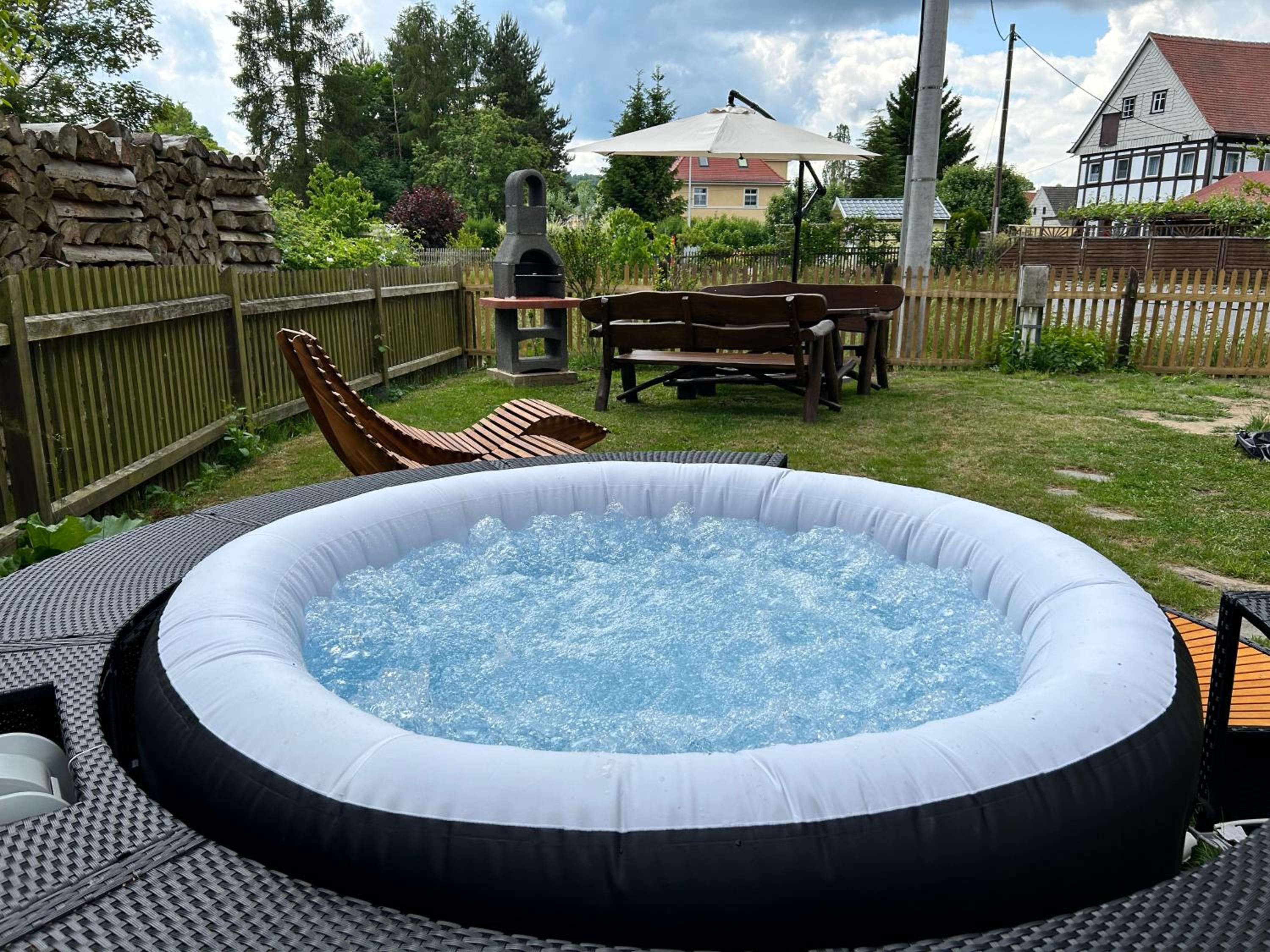 Fewo Frushi mit Sauna & saisonalem Whirlpool im Zittauer Gebirge