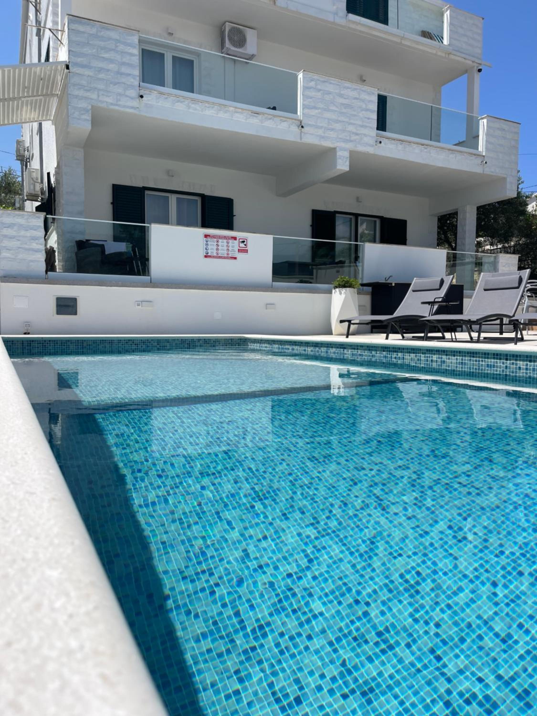 Apartments Marina