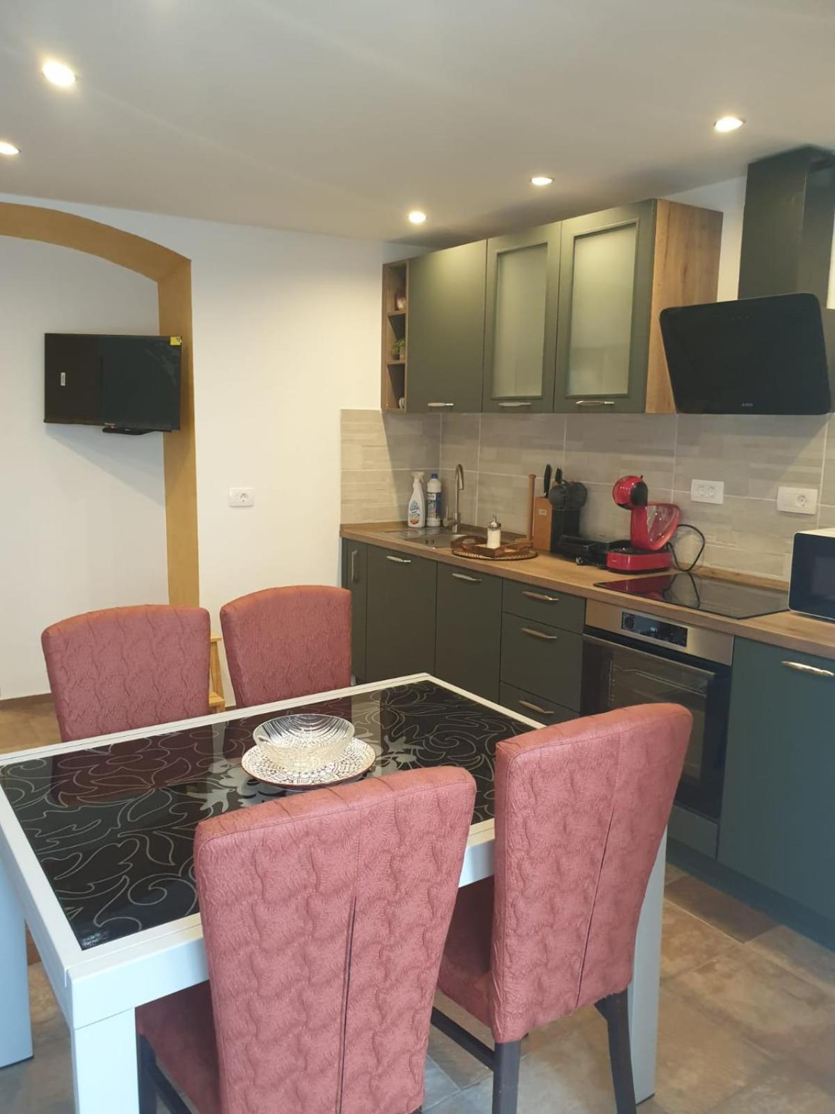 Apartma na klancu view 4