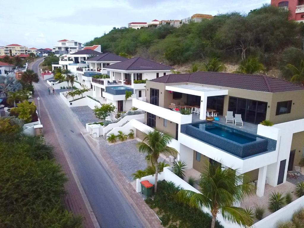 Ocean Sunset Villa luxury stay max. 14 people