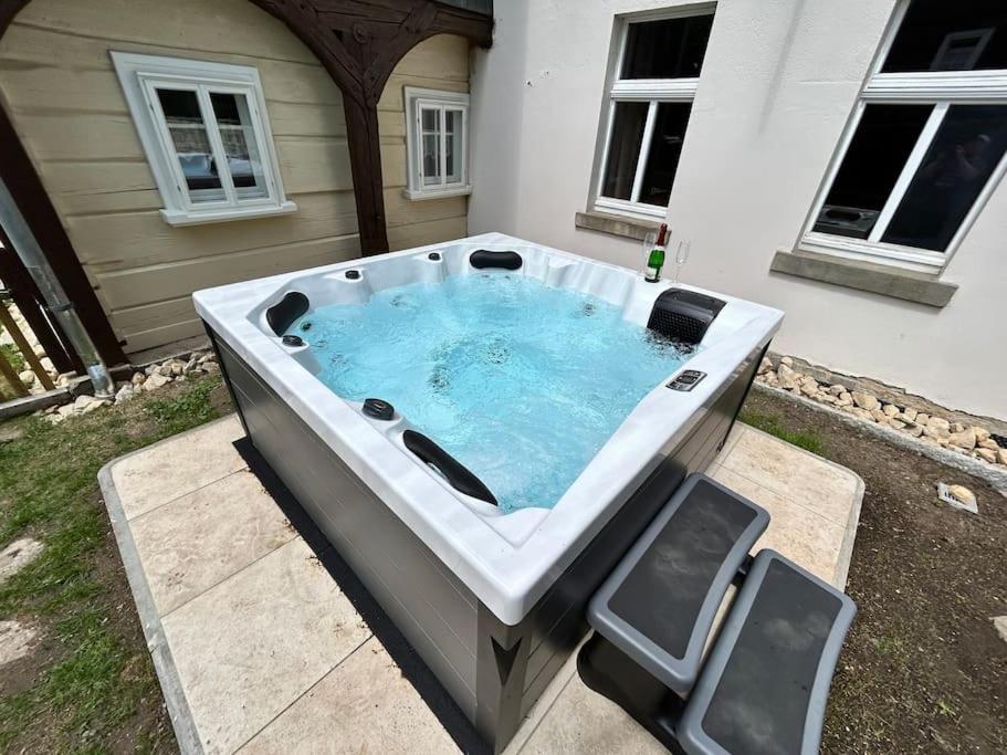 Whirlpool & Sauna - Fewo Ornella im Zittauer Gebirge