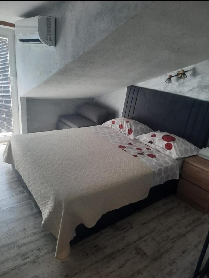 Photo 45