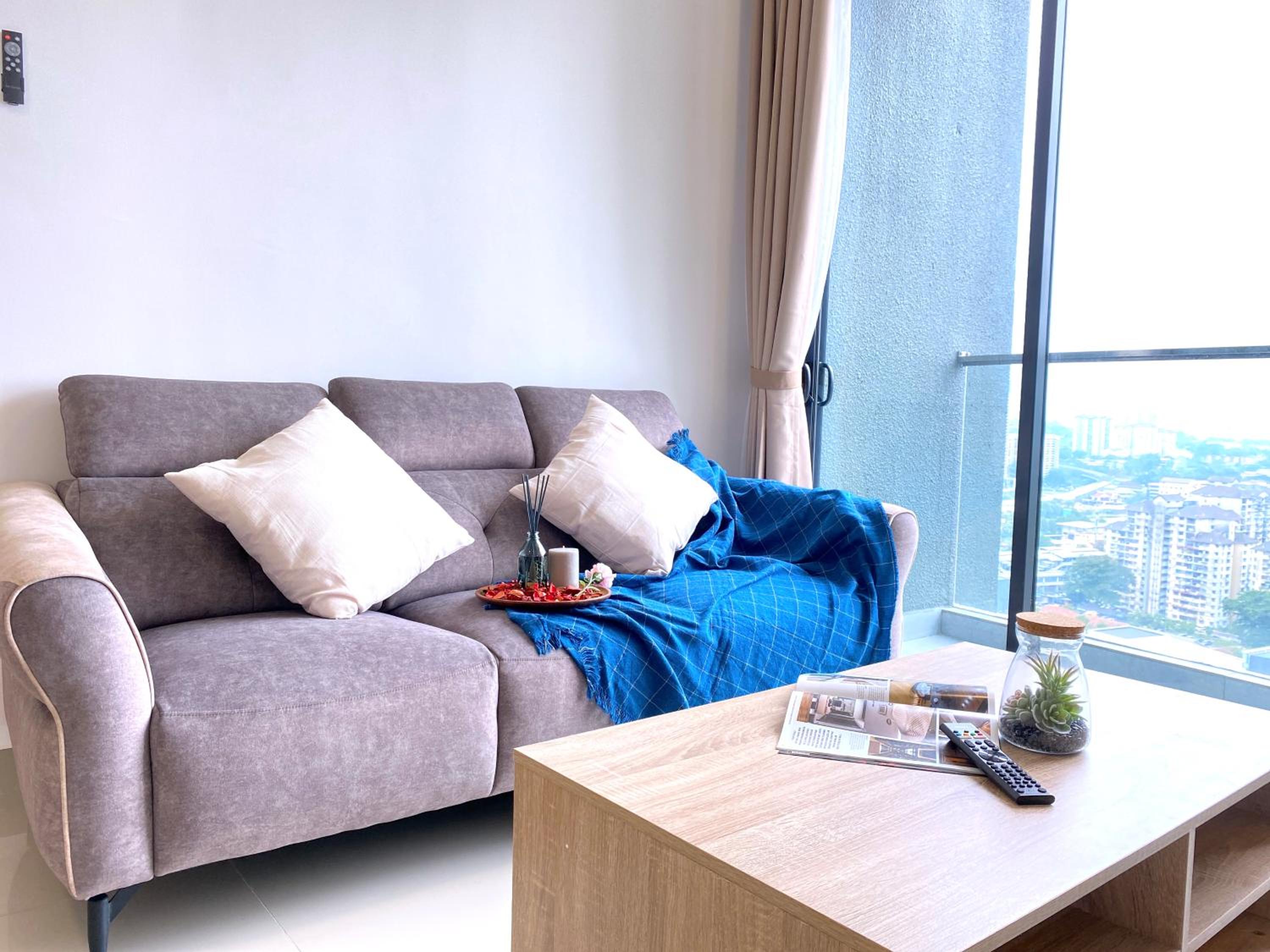 Lavile Homestay near Sunway Velocity and MRT Maluri by Iconique