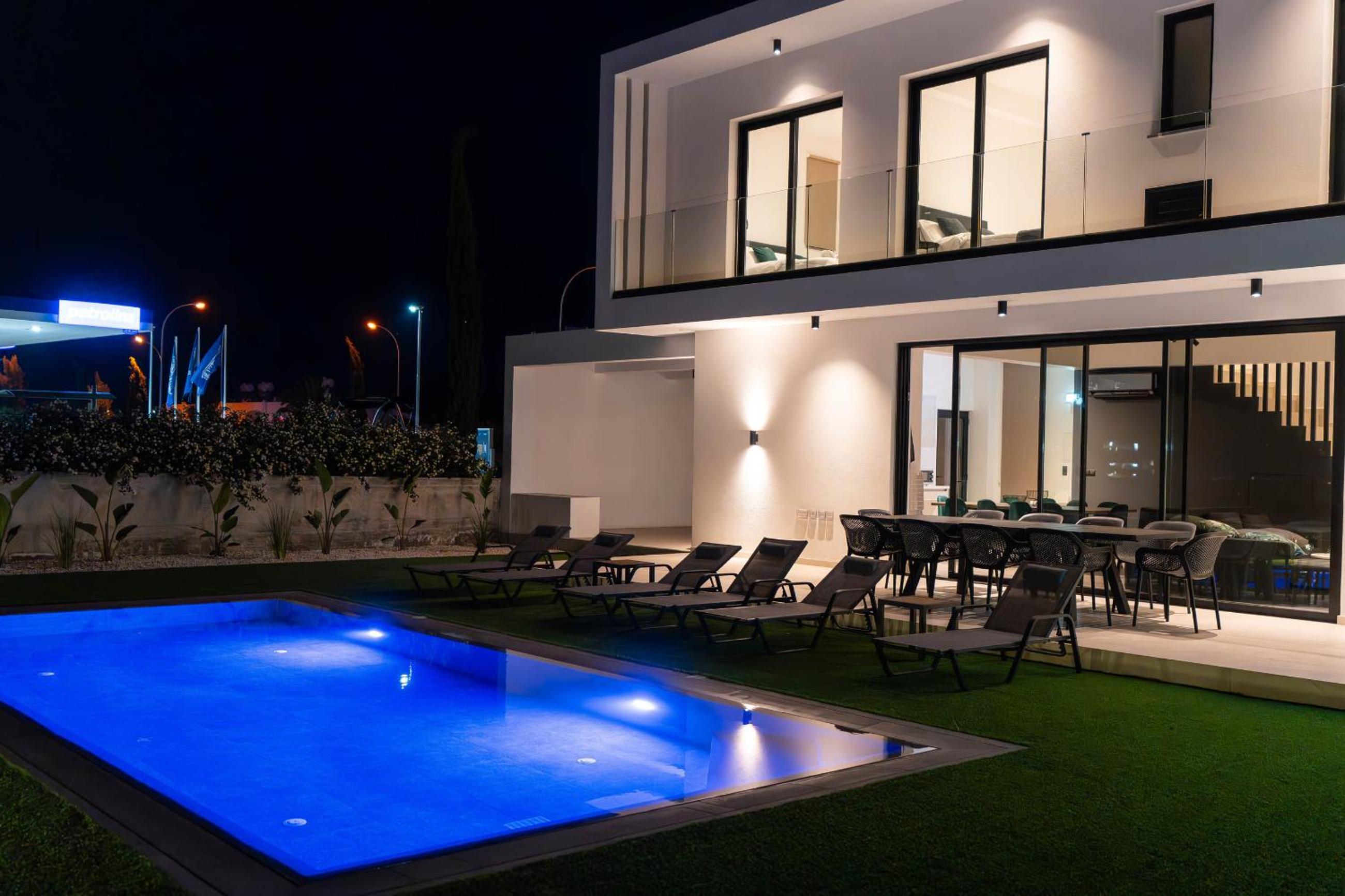 Tsiolakki Homes Luxury Villas