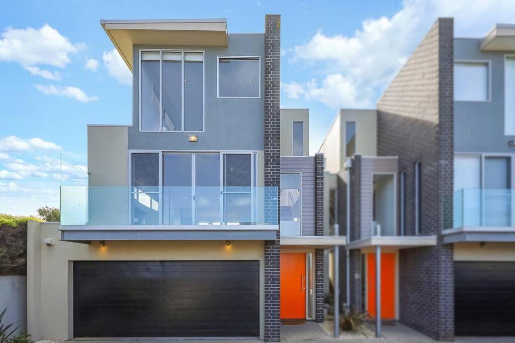 Merri Seaview - seaside accommodation near the CBD
