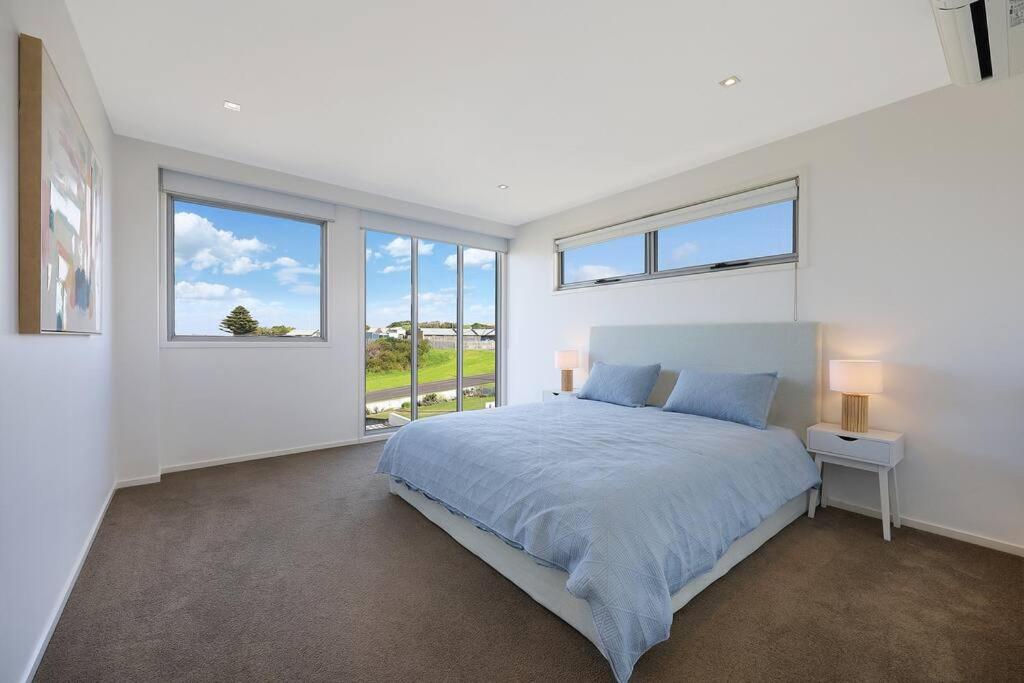 Merri Seaview - seaside accommodation near the CBD
