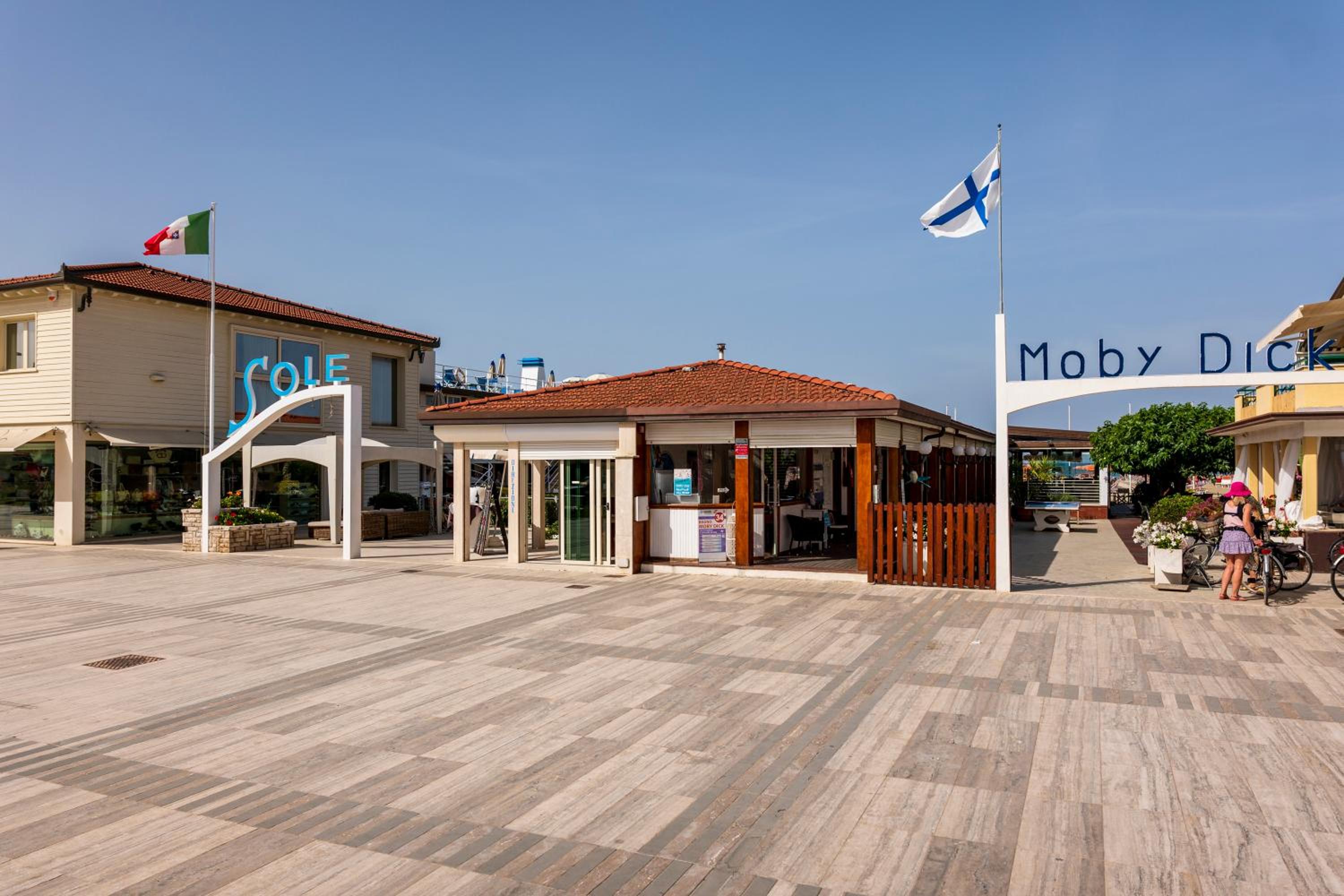 Versilia Residence - Fronte Mare
