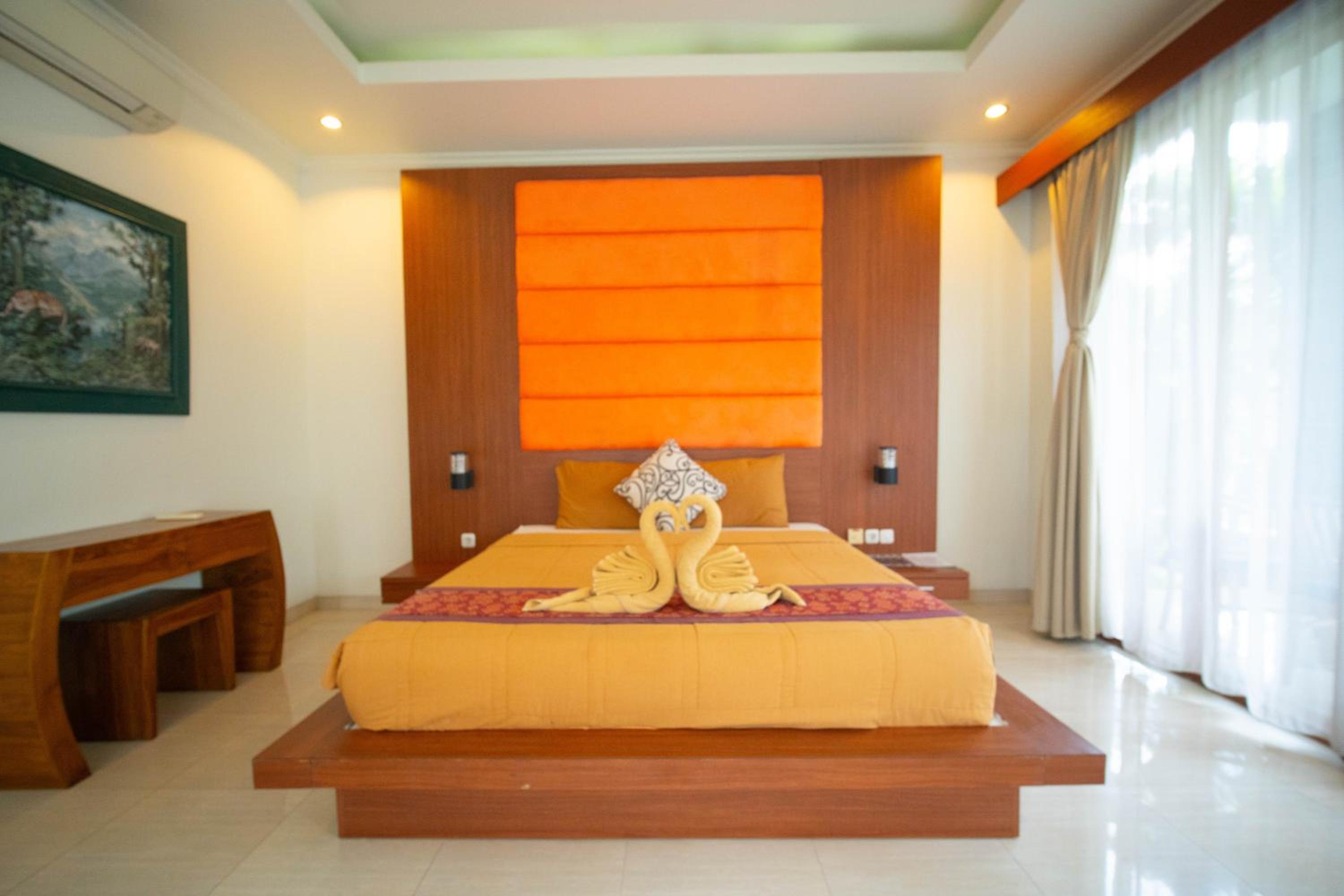 Adipana Bungalow-Balinese Room