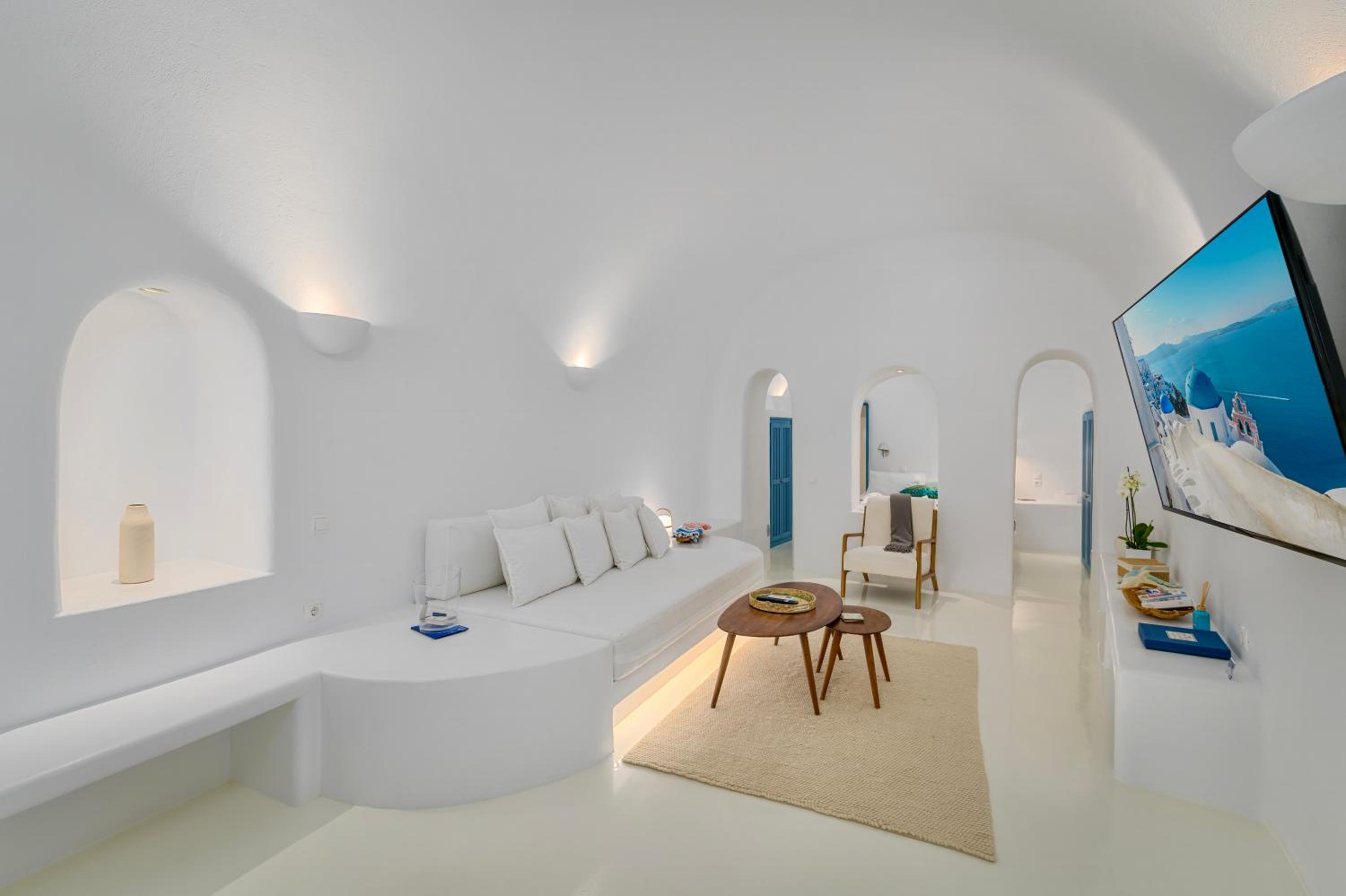 Aristos Life Luxury Cave Villas