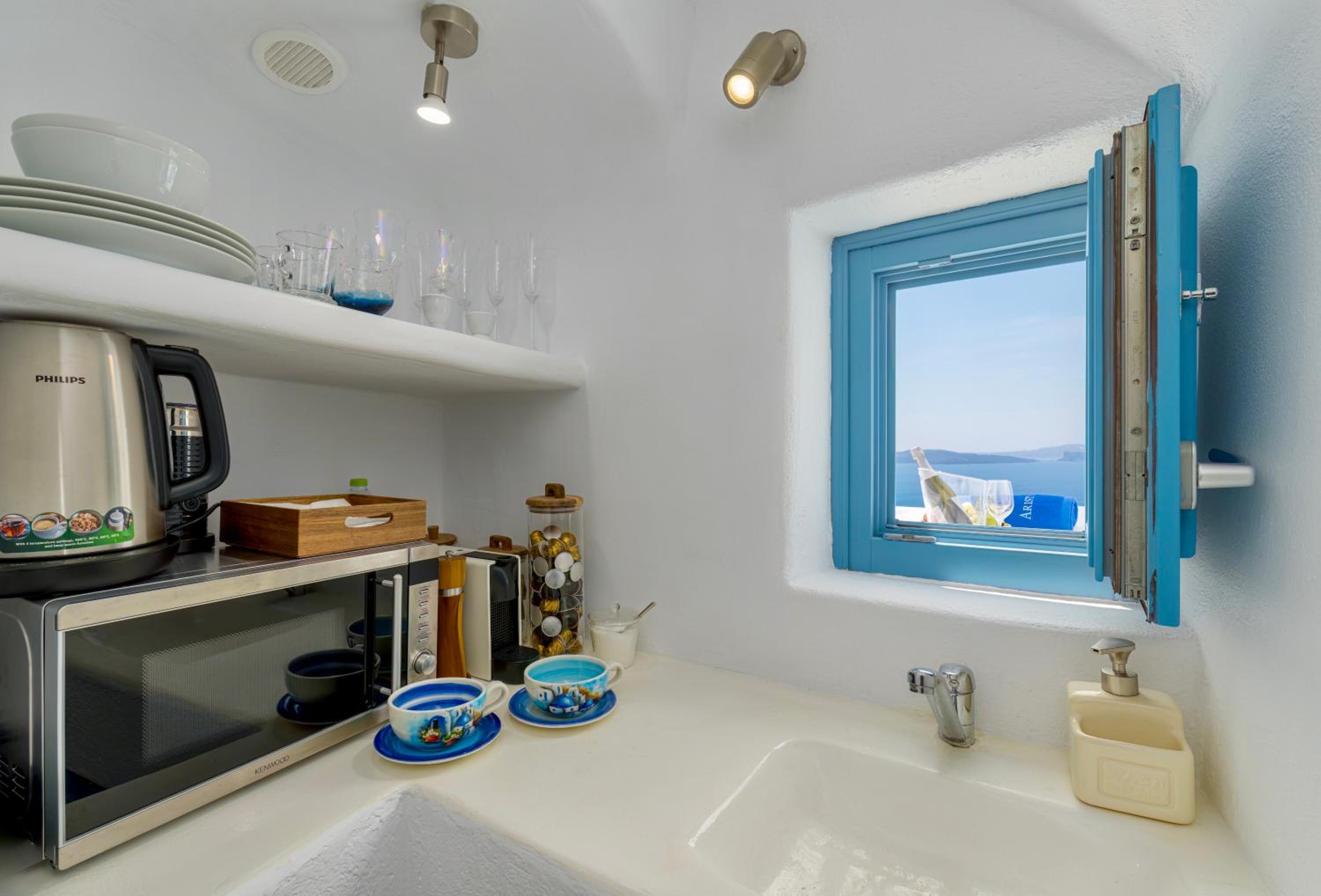 Aristos Life Luxury Cave Villas
