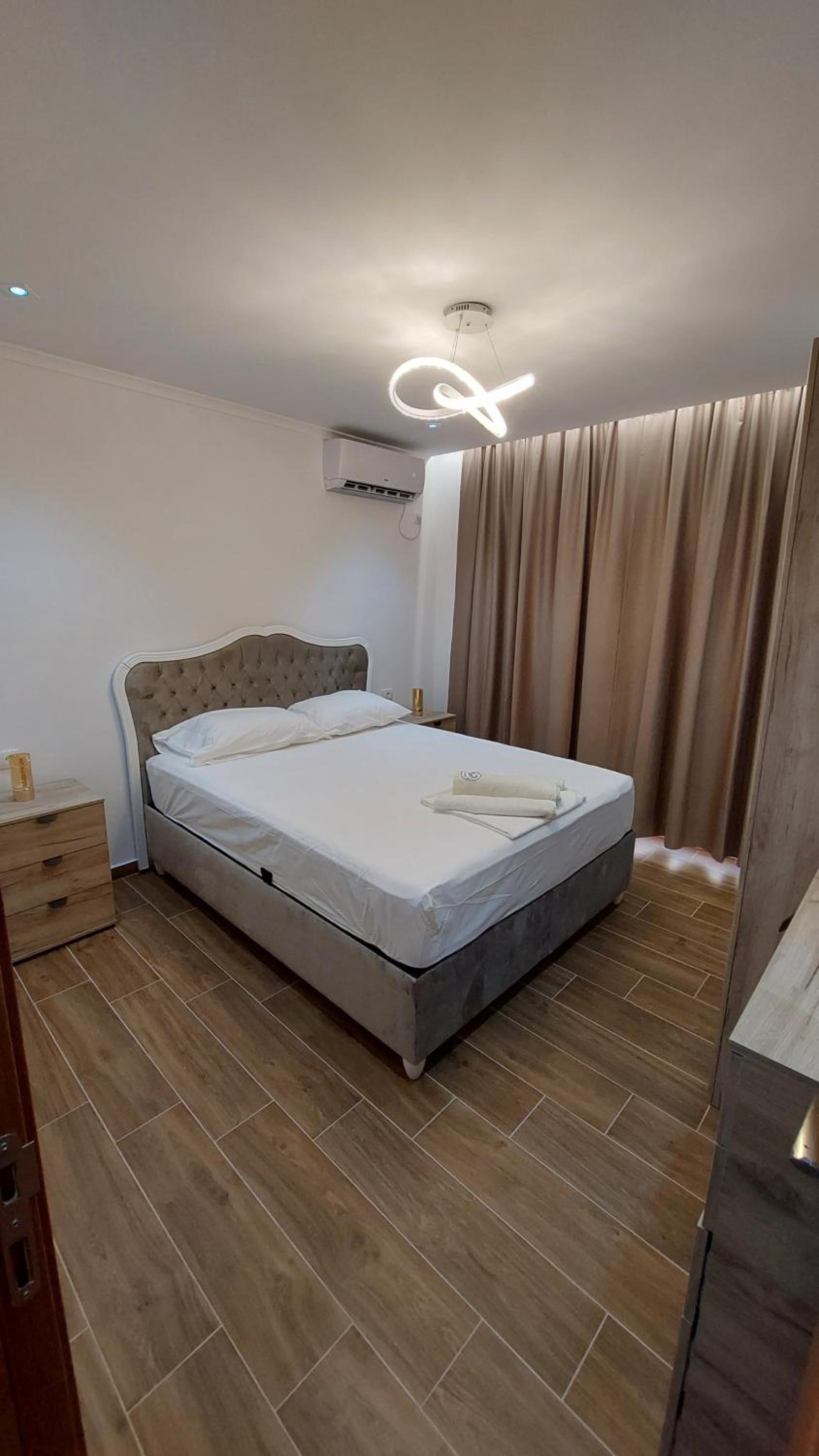 Rinia Apartments