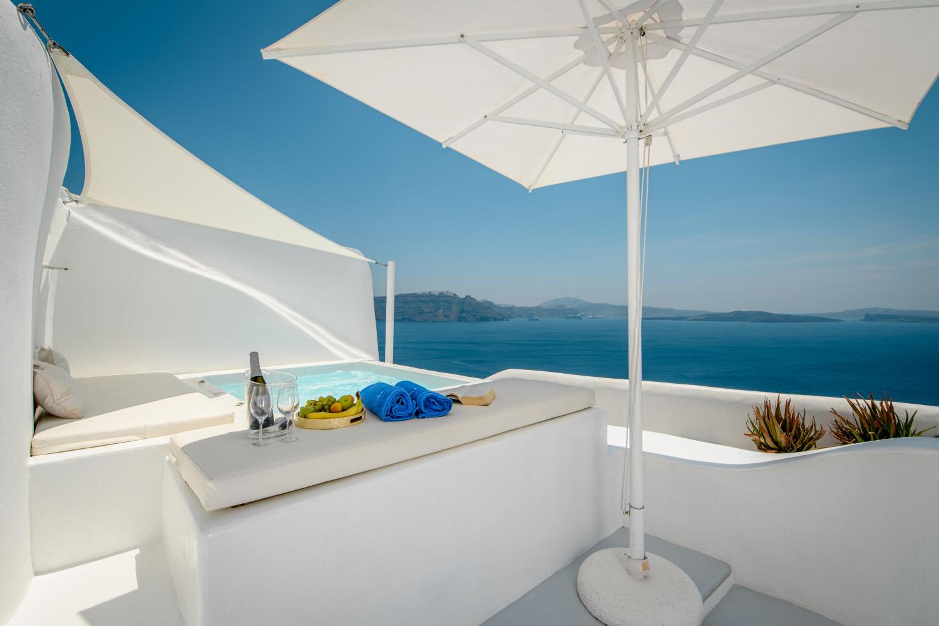 Aristos Life Luxury Cave Villas