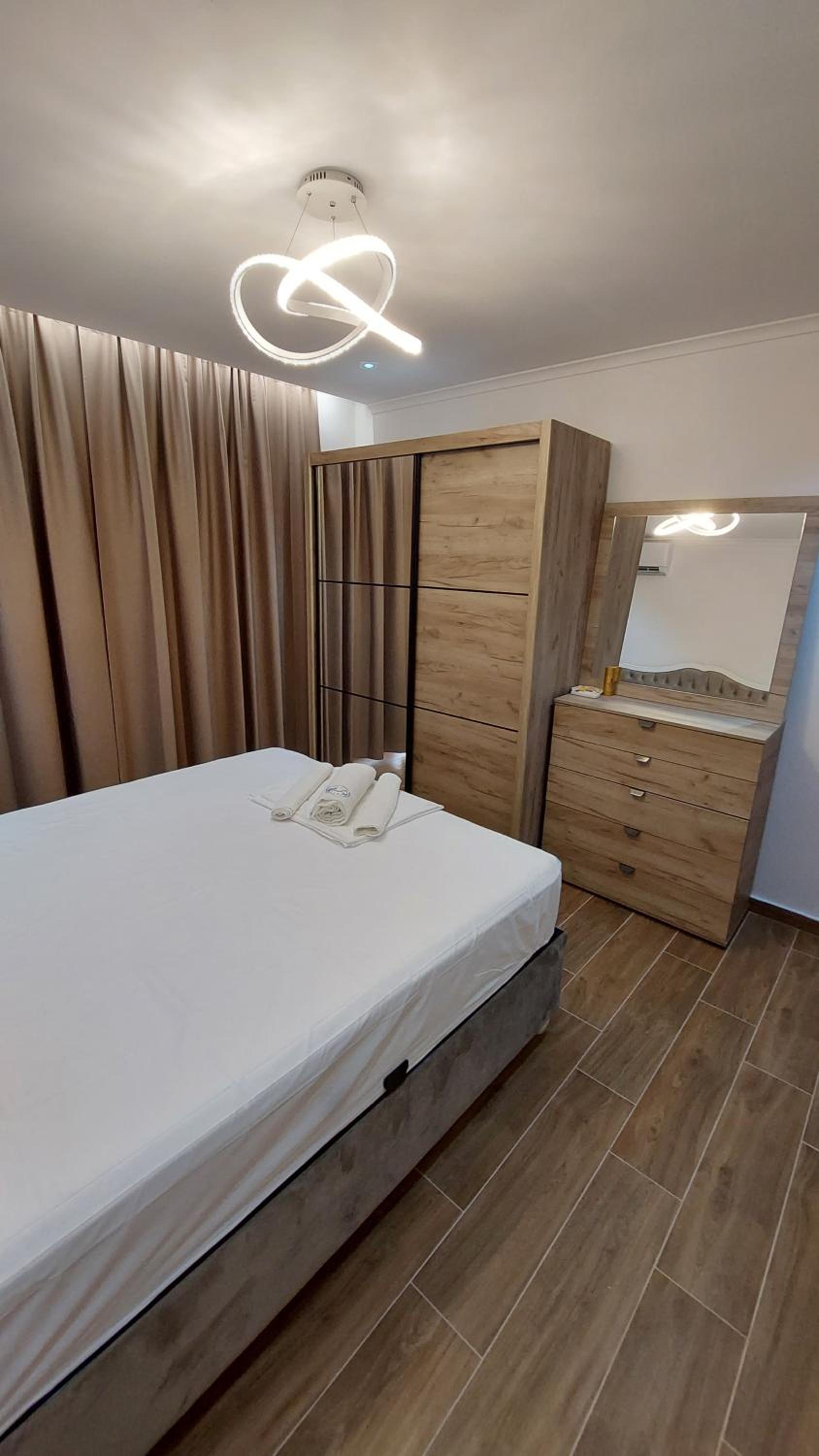 Rinia Apartments