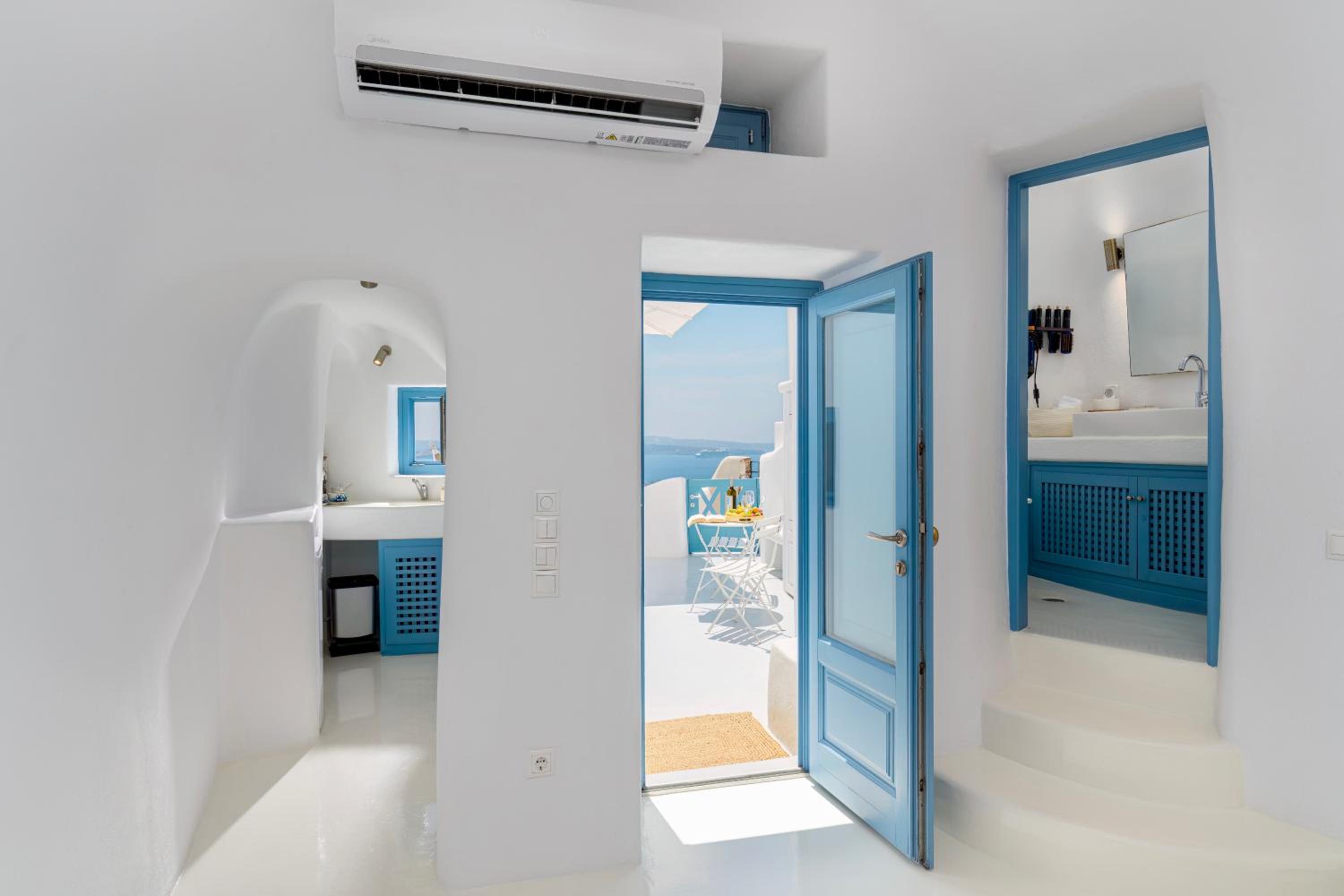Aristos Life Luxury Cave Villas