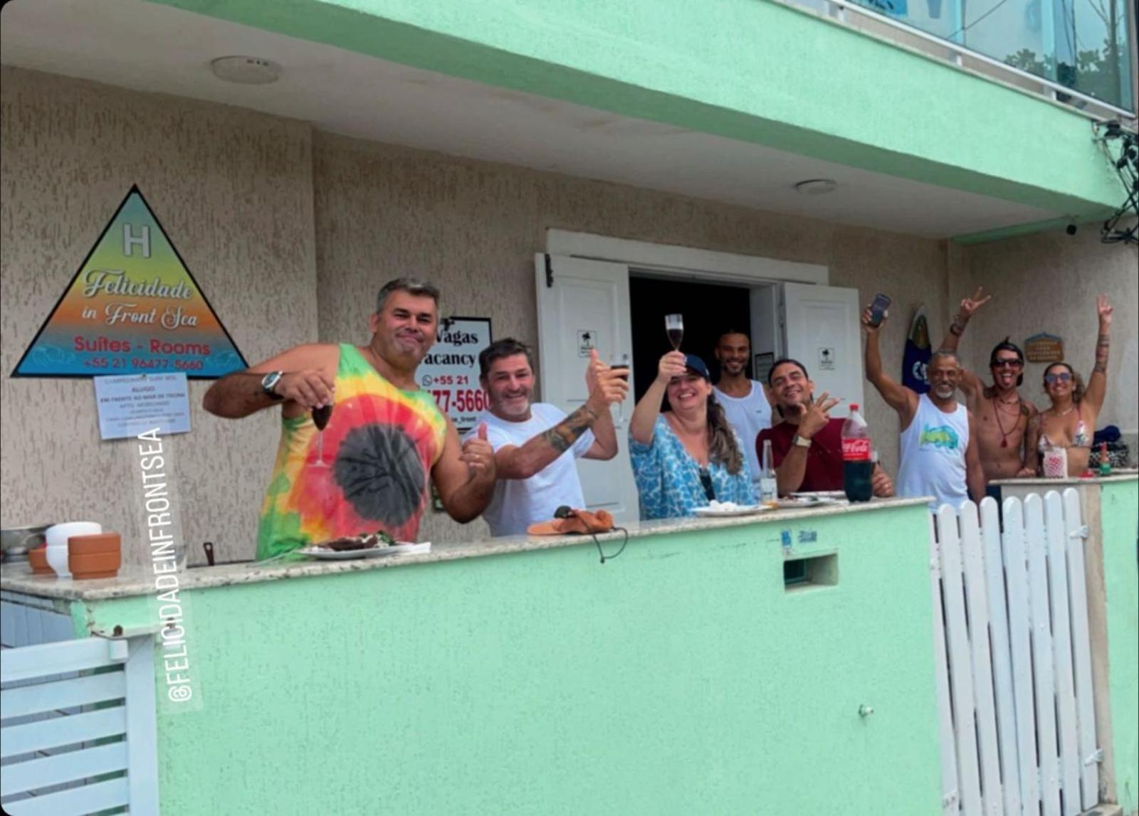 Felicidade in sea front