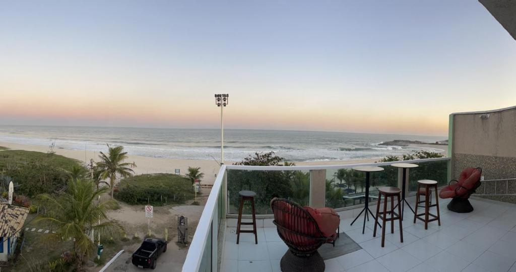 Felicidade in sea front