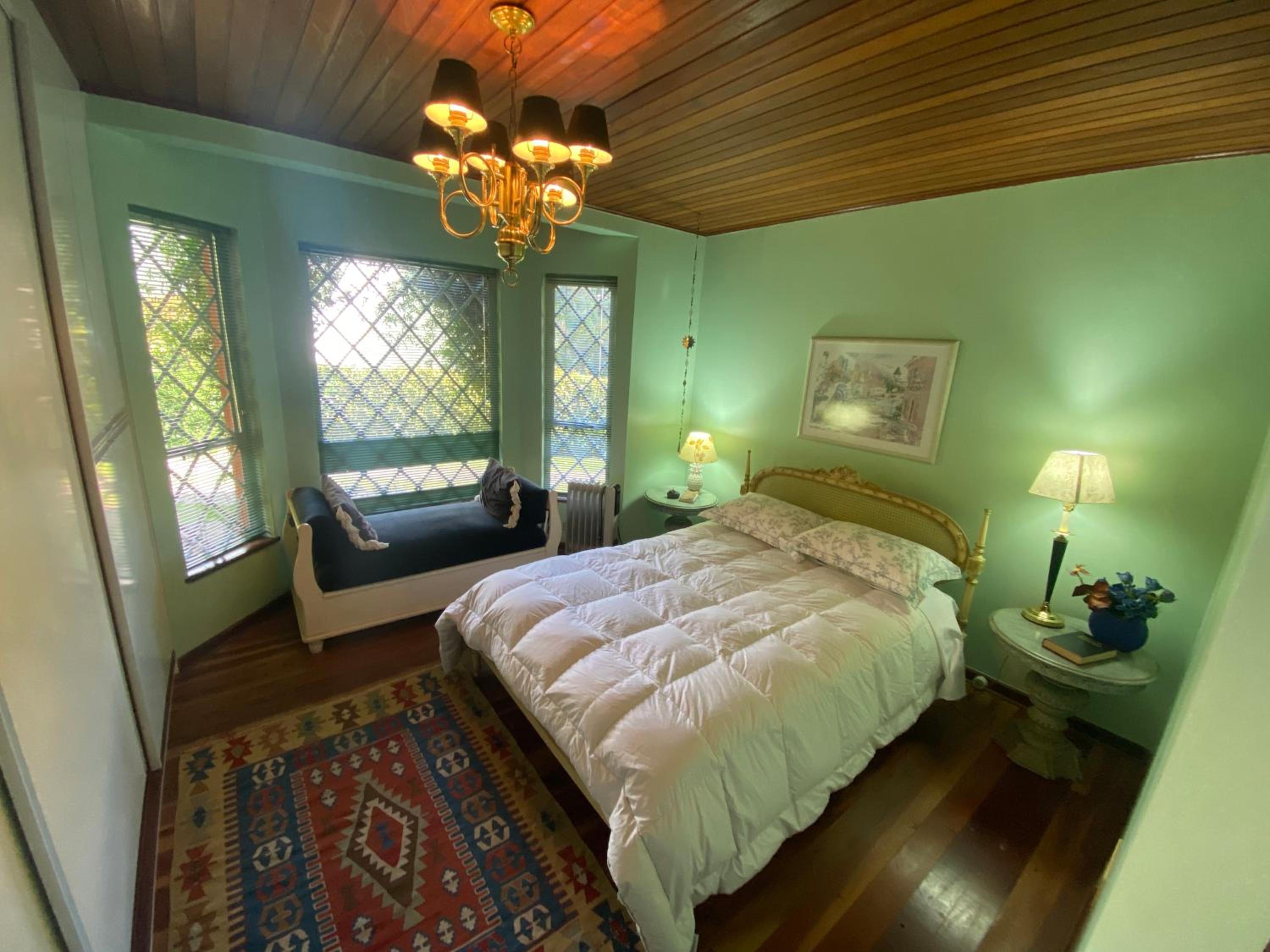 Quatro Estações Hospeda - Casa Azaleia condomínio Véu da Noiva