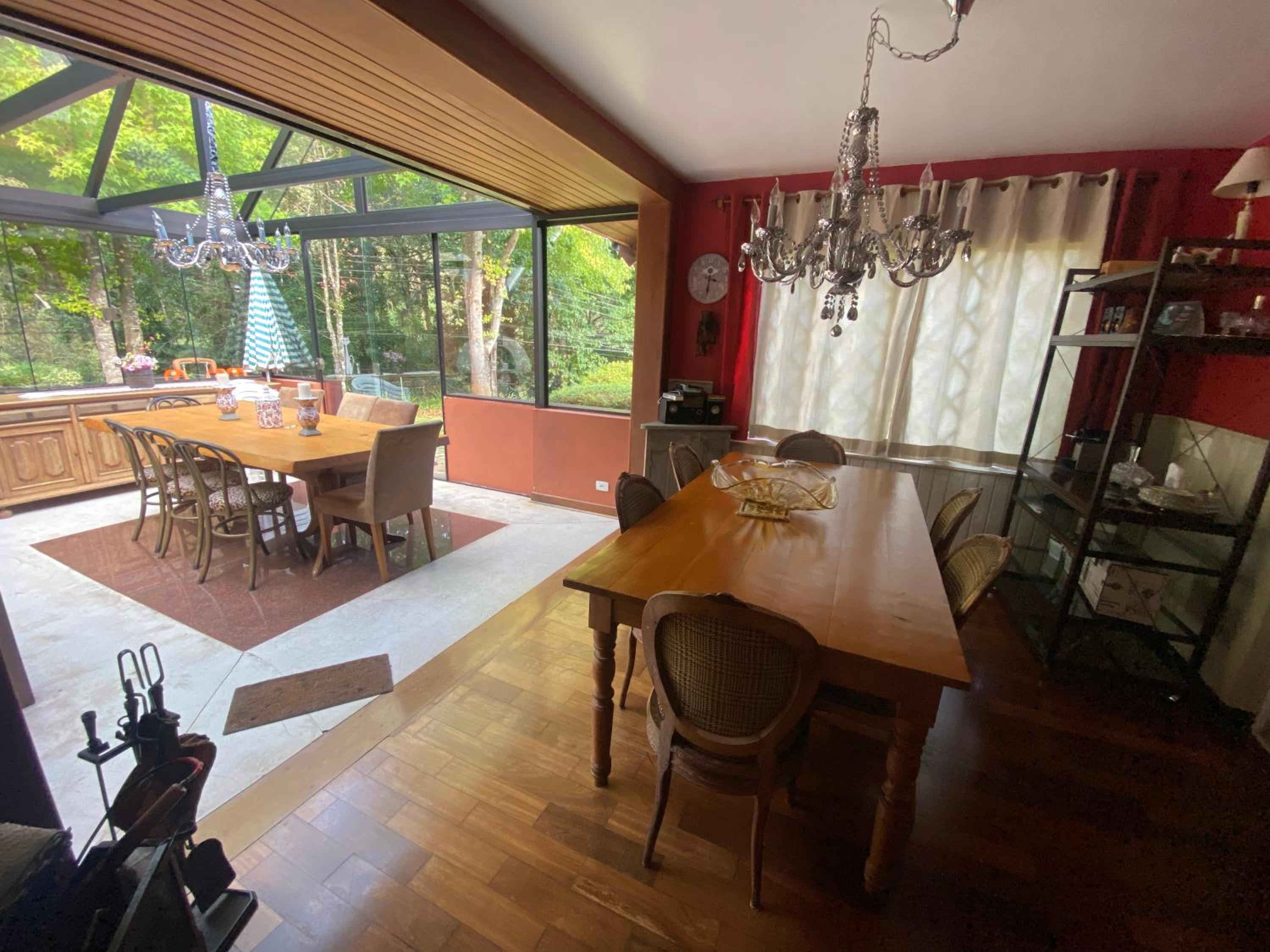 Quatro Estações Hospeda - Casa Azaleia condomínio Véu da Noiva