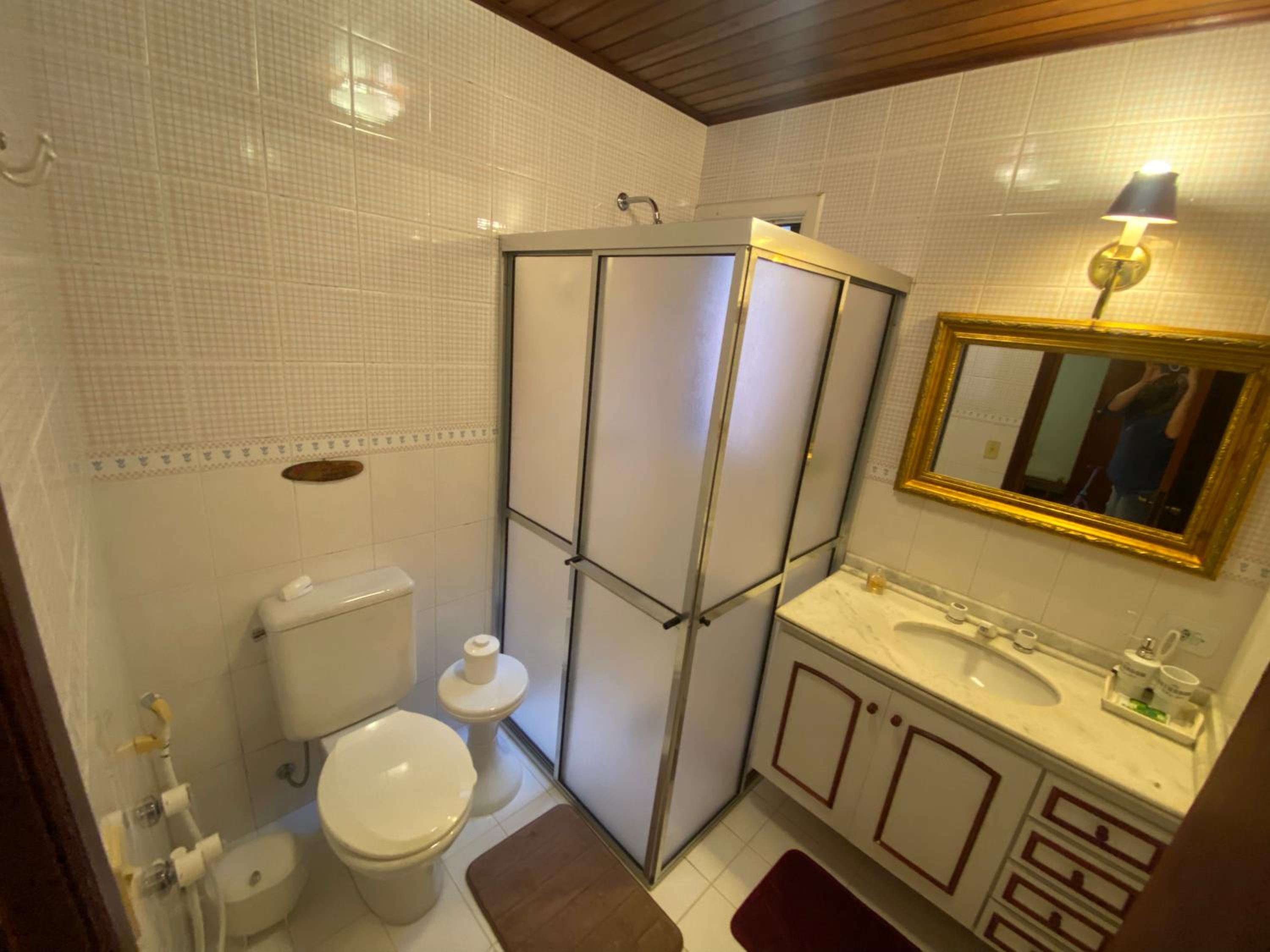 Quatro Estações Hospeda - Casa Azaleia condomínio Véu da Noiva