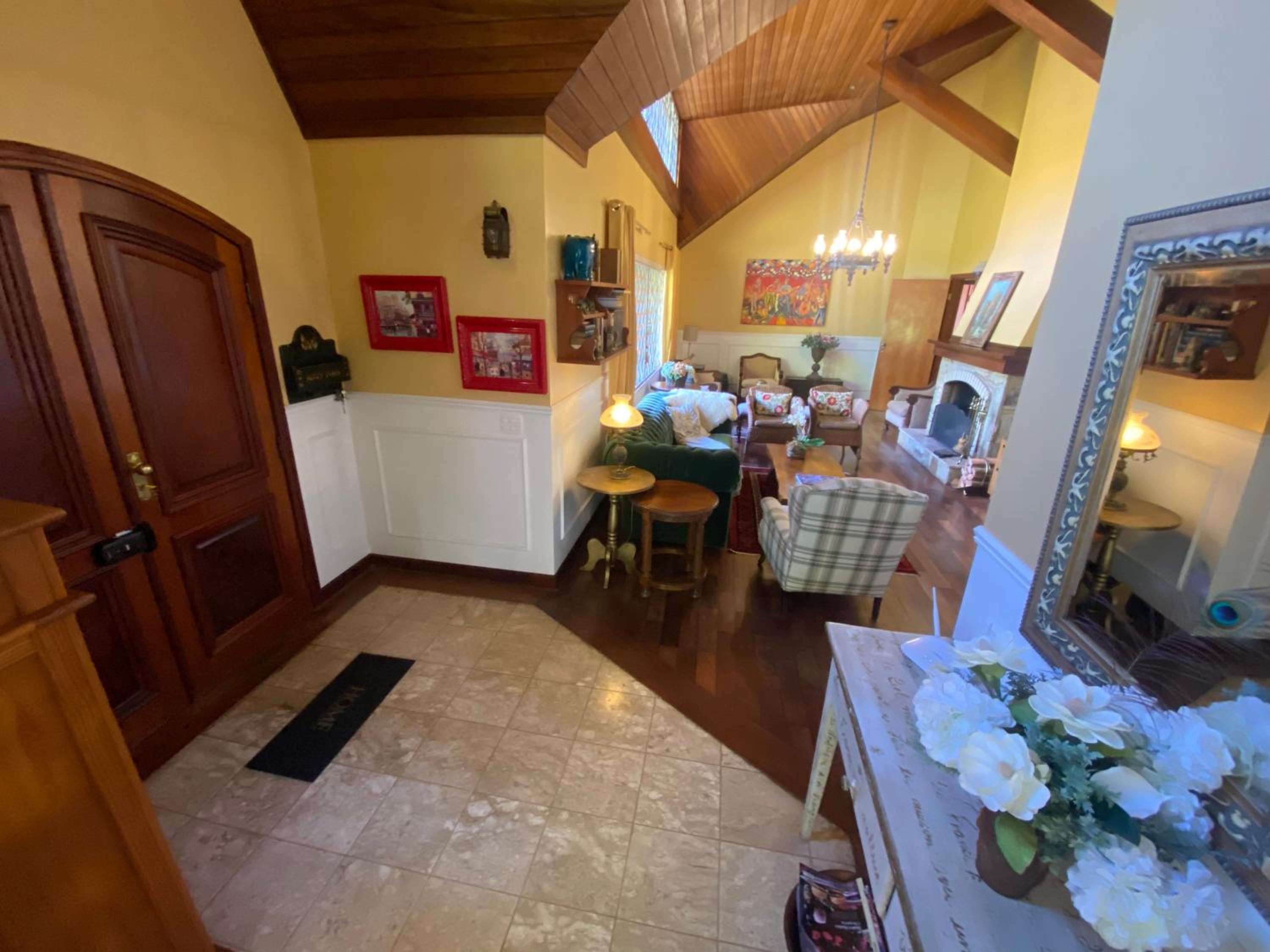 Quatro Estações Hospeda - Casa Azaleia condomínio Véu da Noiva
