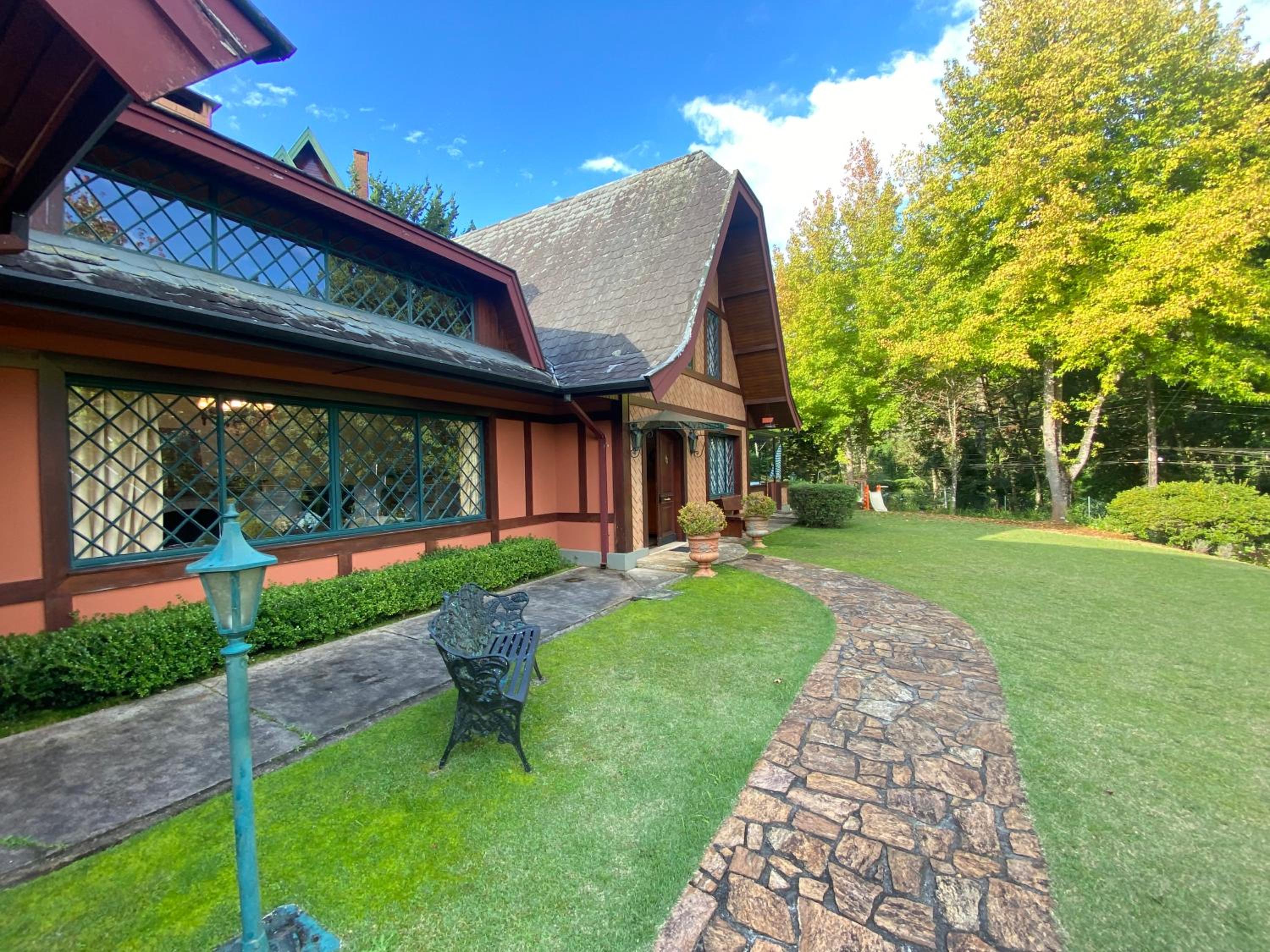 Quatro Estações Hospeda - Casa Azaleia condomínio Véu da Noiva