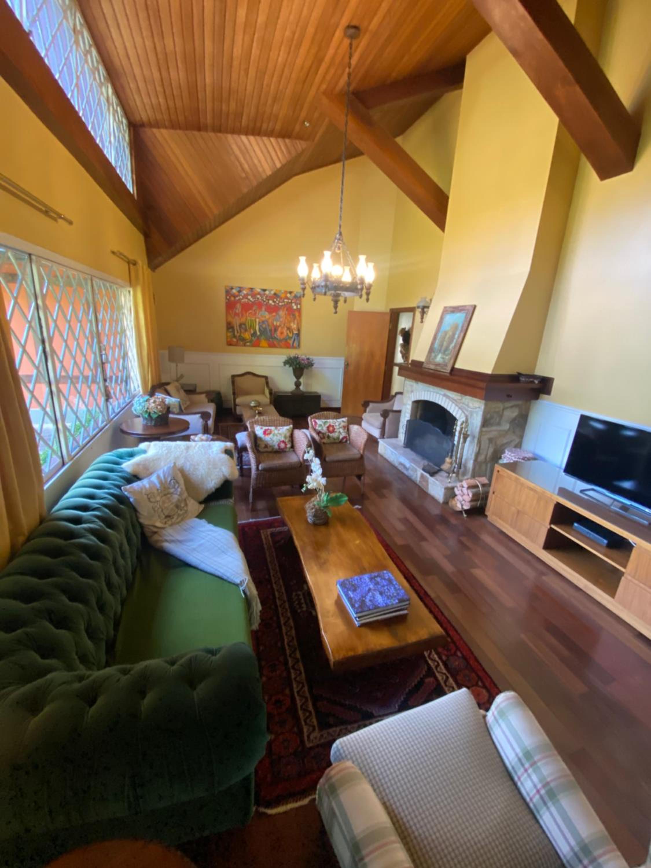 Quatro Estações Hospeda - Casa Azaleia condomínio Véu da Noiva