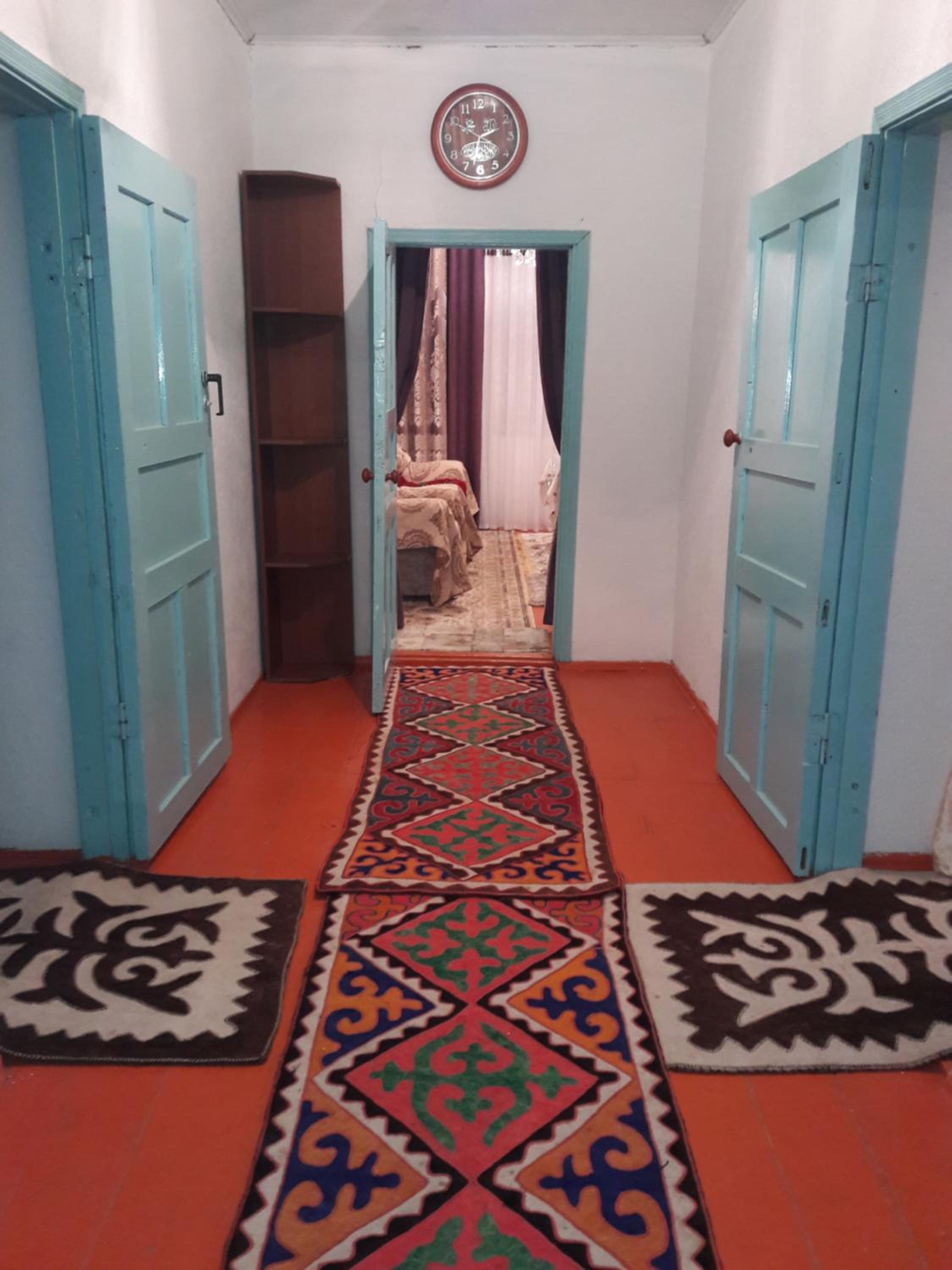 Kyzart Guesthouse