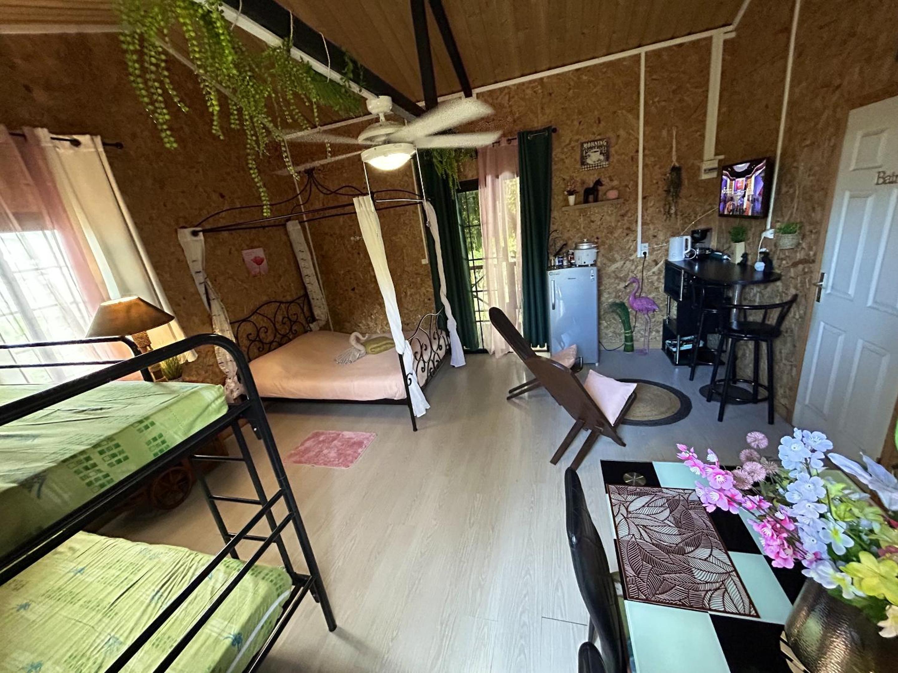 Chalet pittoresque à Le Tampon, vue mont.