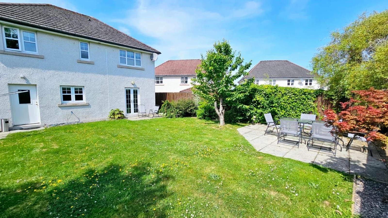 26 Woodgrove Drive