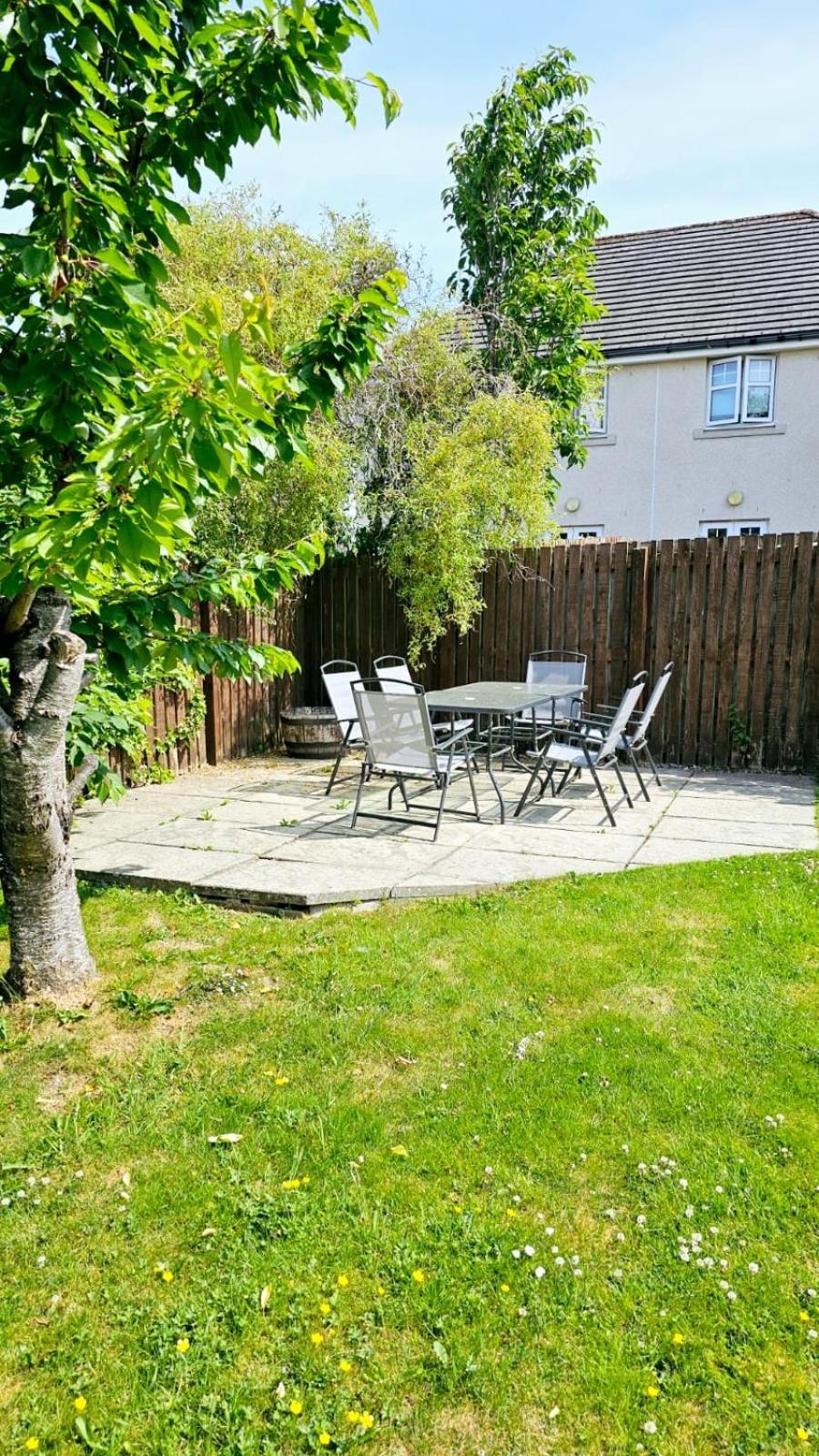 26 Woodgrove Drive