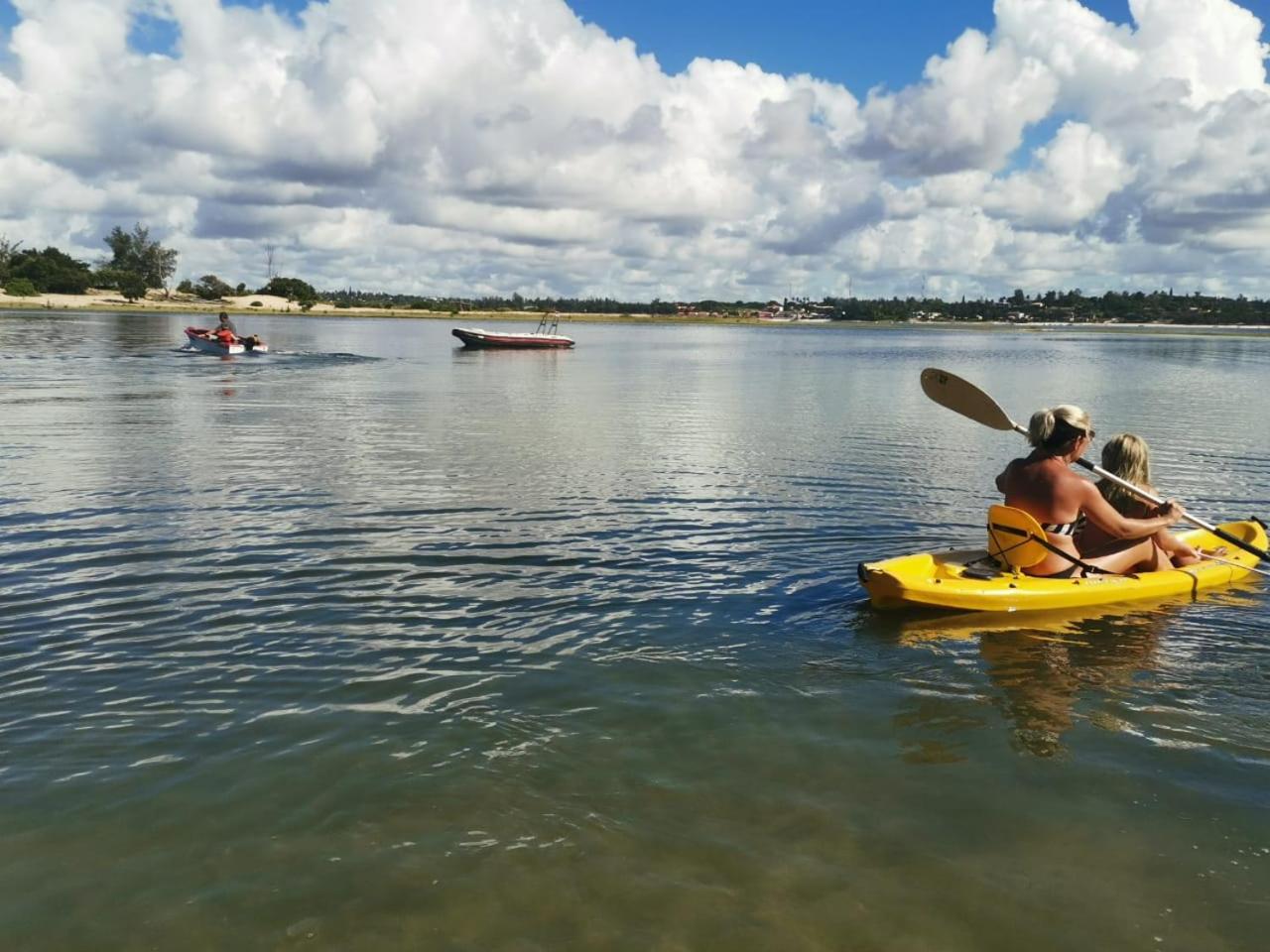Shongili Island Lodge