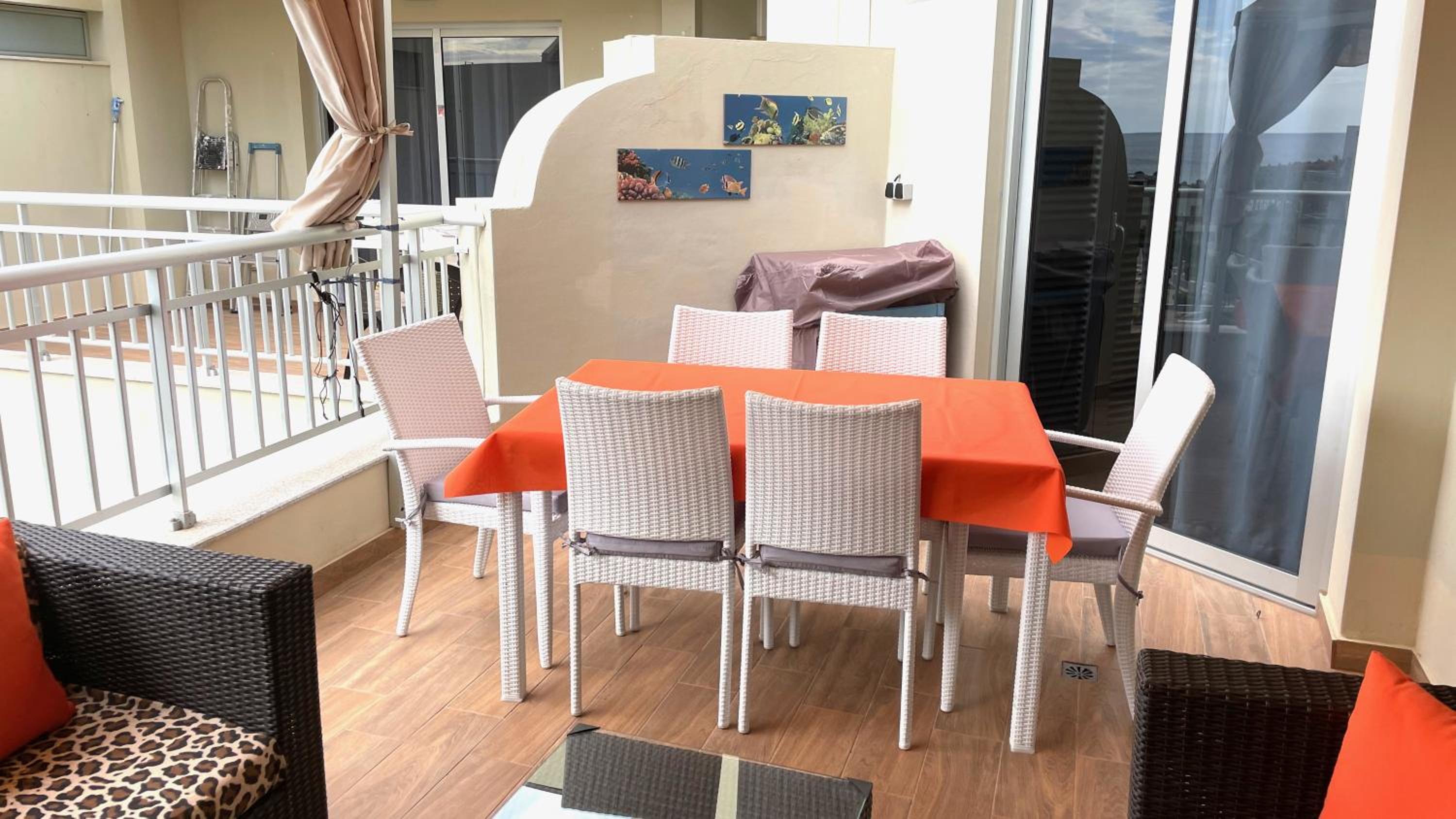 Penthouse Residences Vista Mar with Seaview
