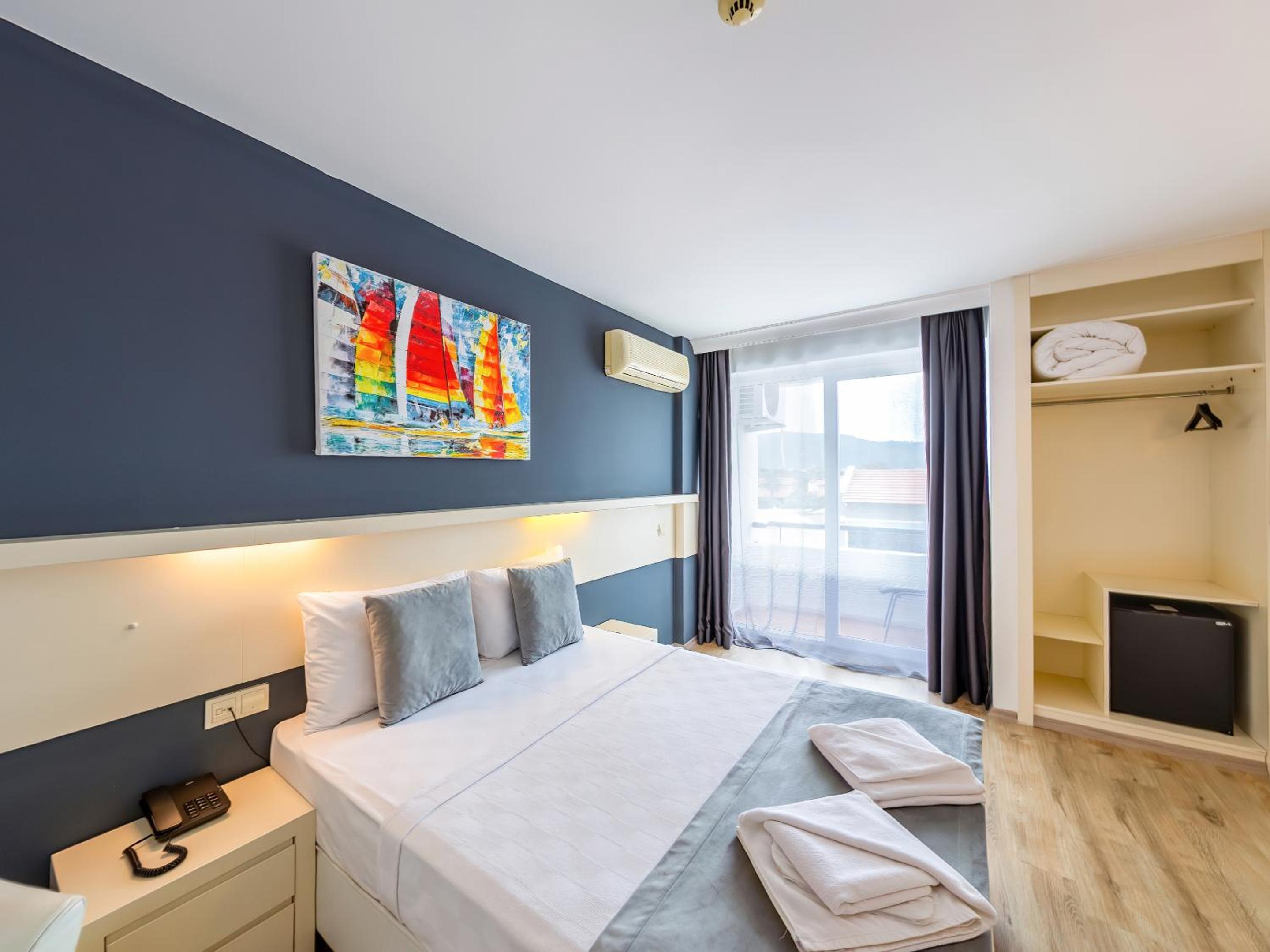 Z OTEL - Image 47