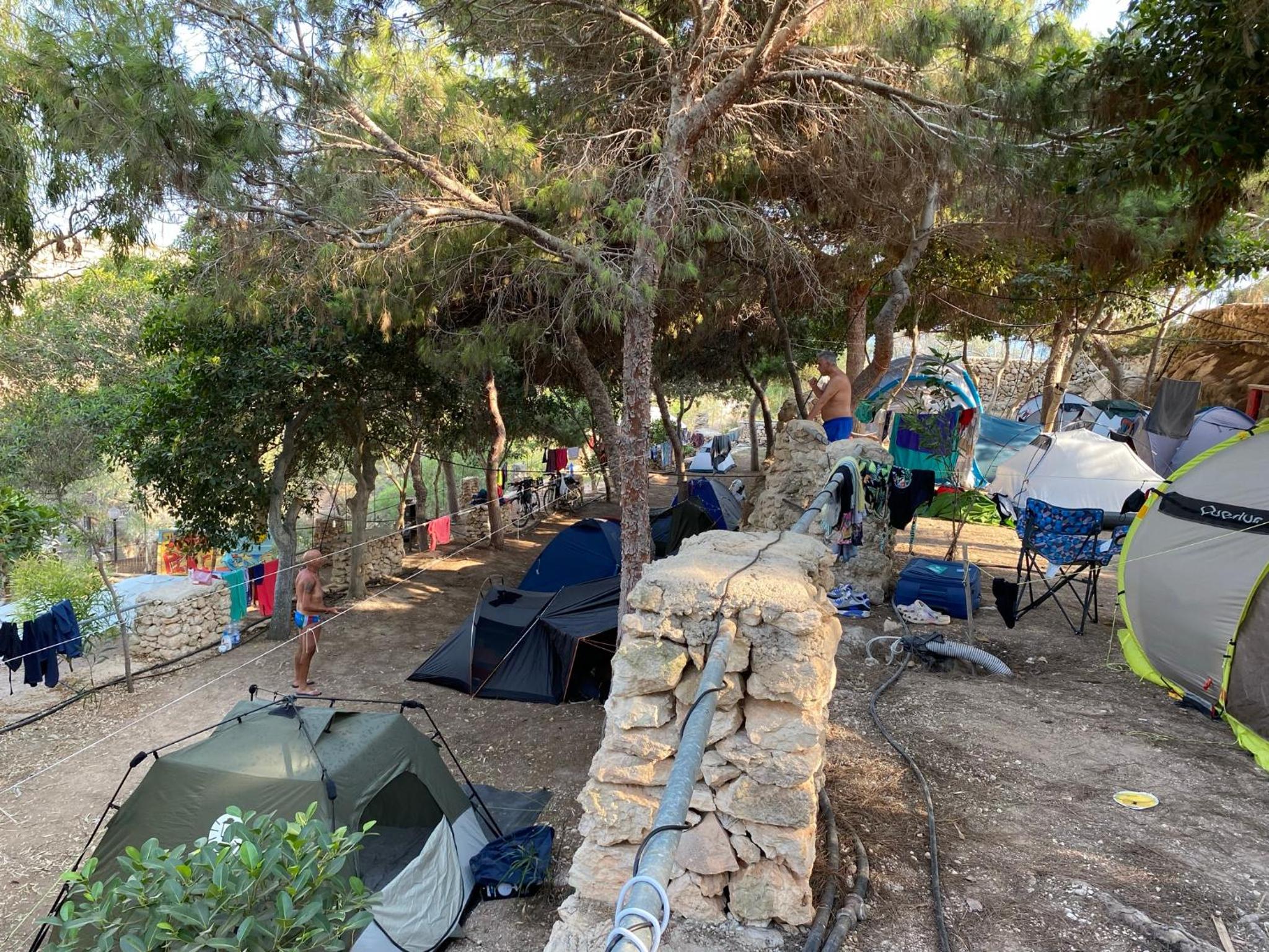 Villaggio La Roccia camping